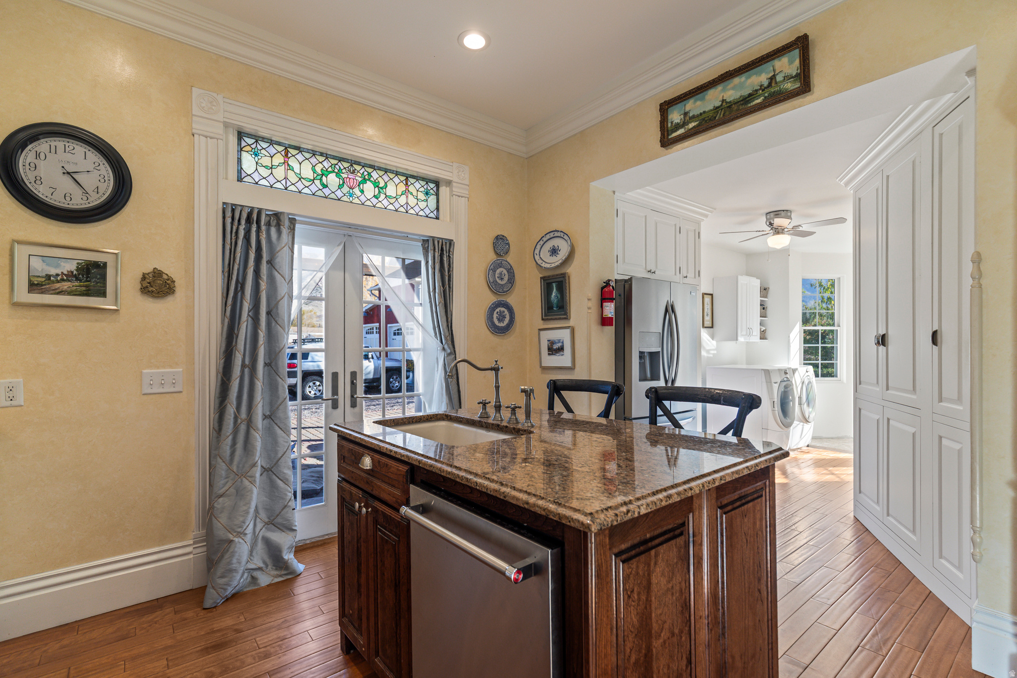 main property photo 8