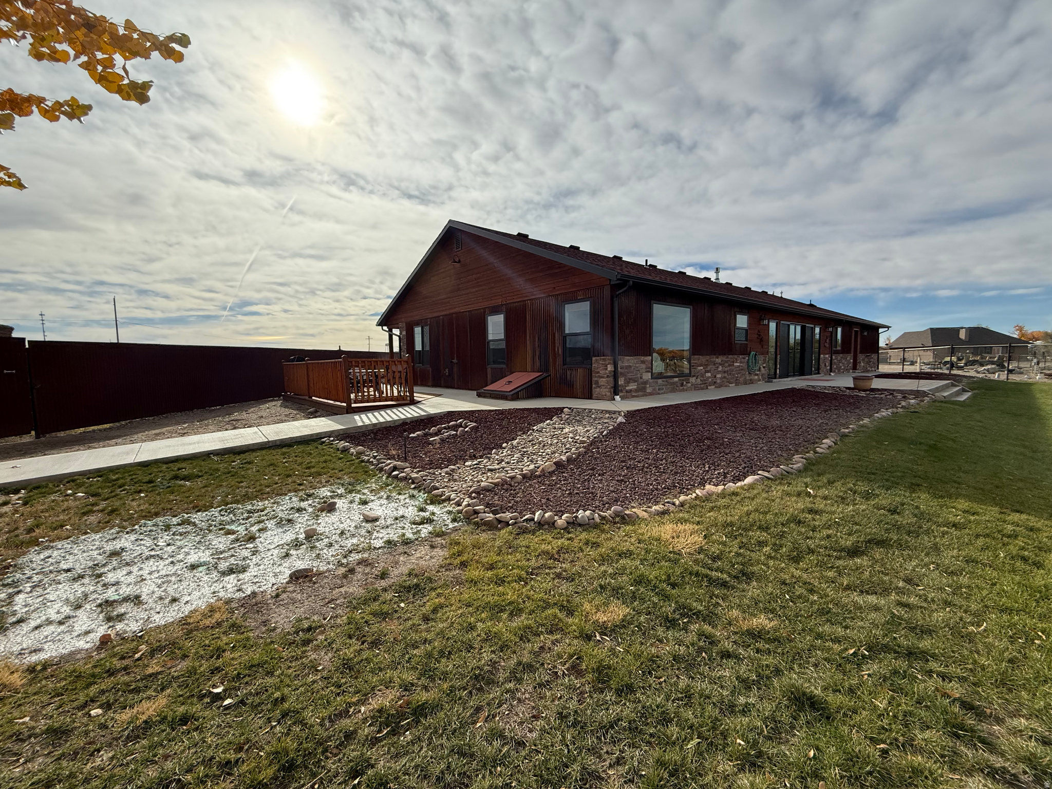 main property photo 19