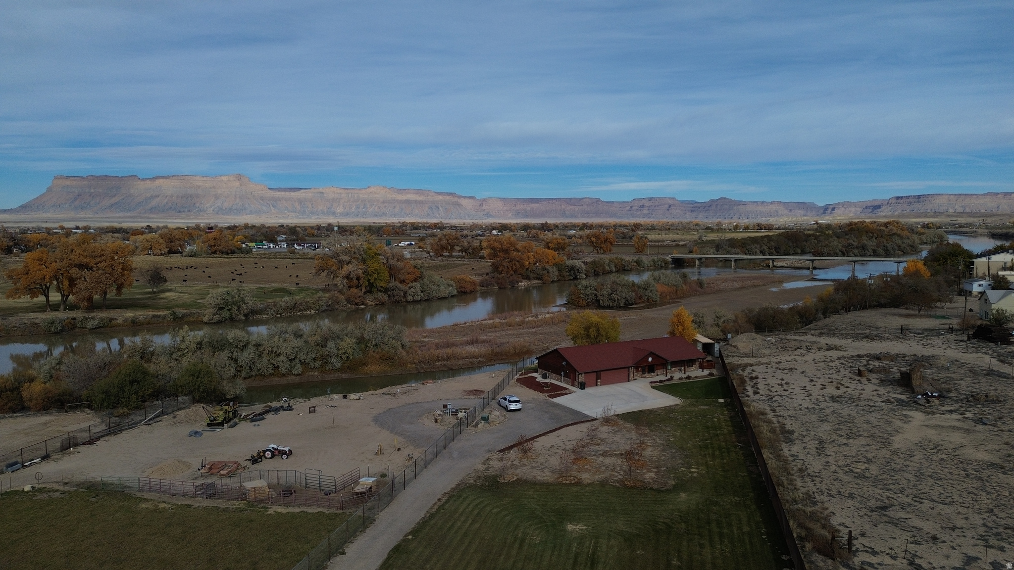 main property photo 29