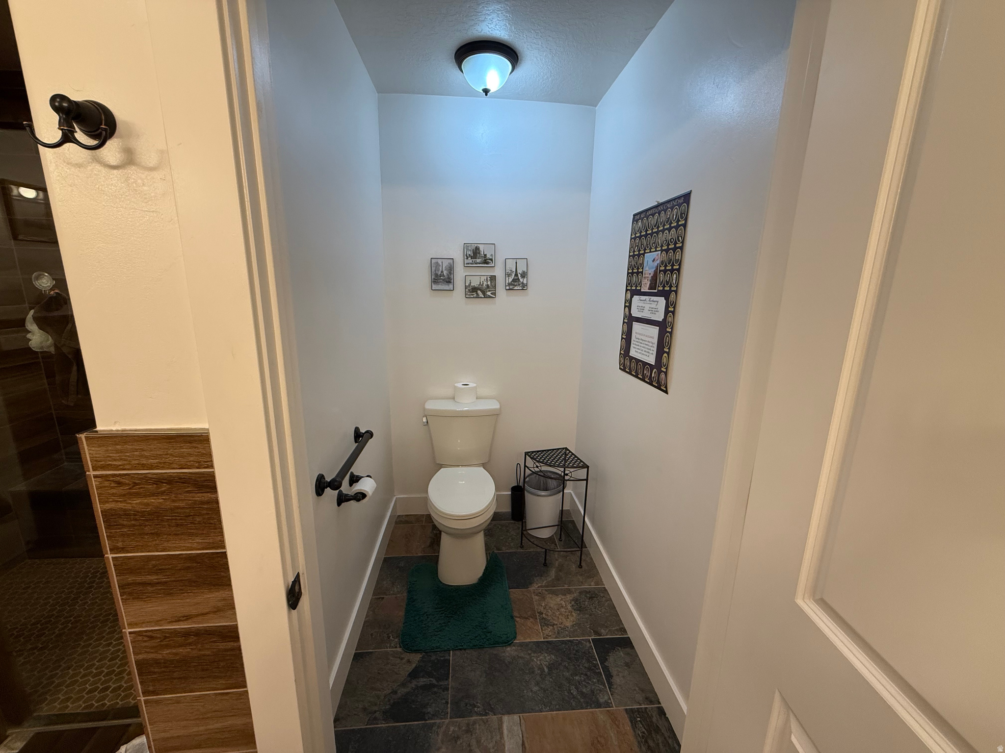 main property photo 9