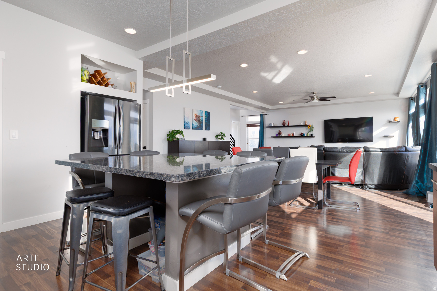 main property photo 15