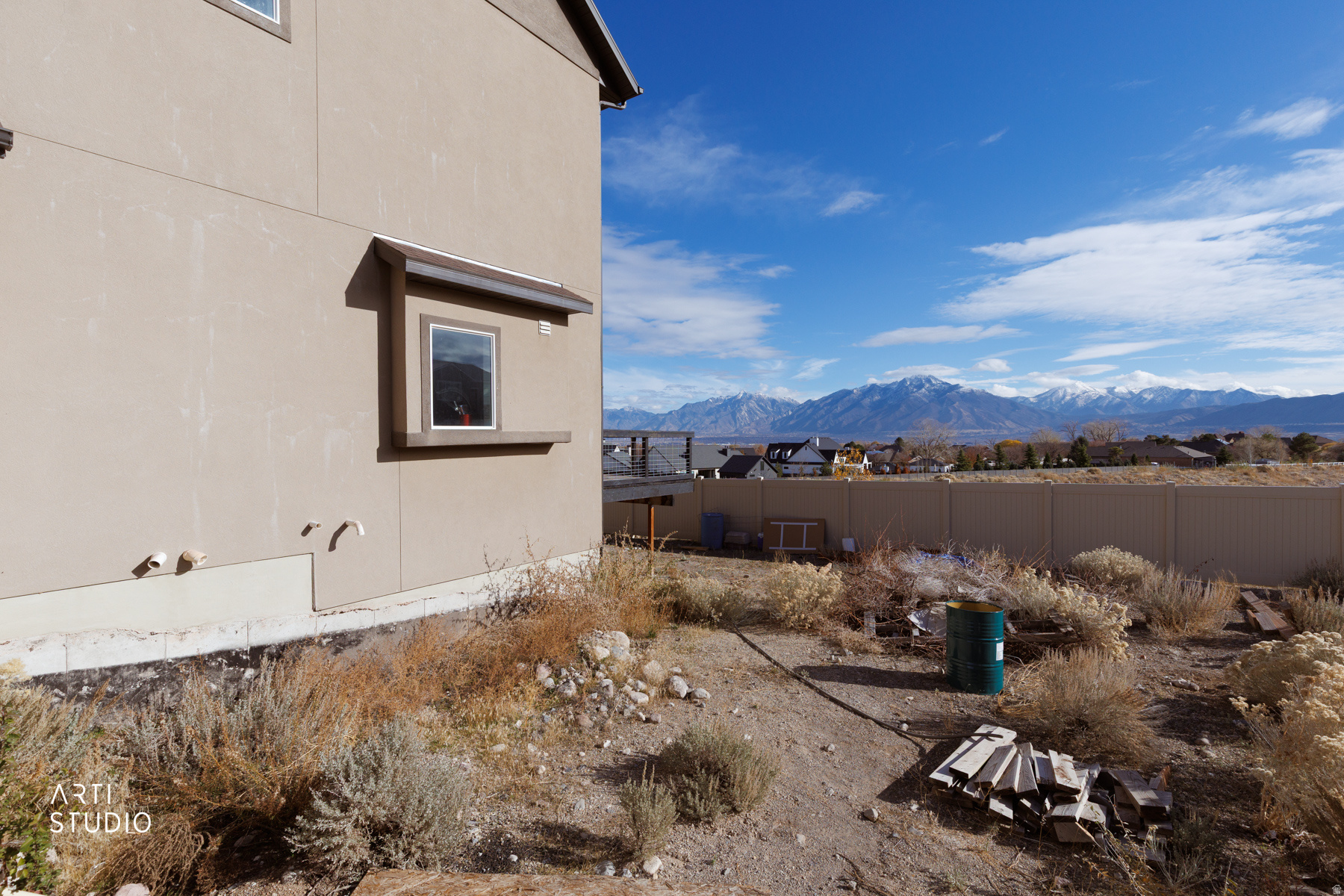 main property photo 33