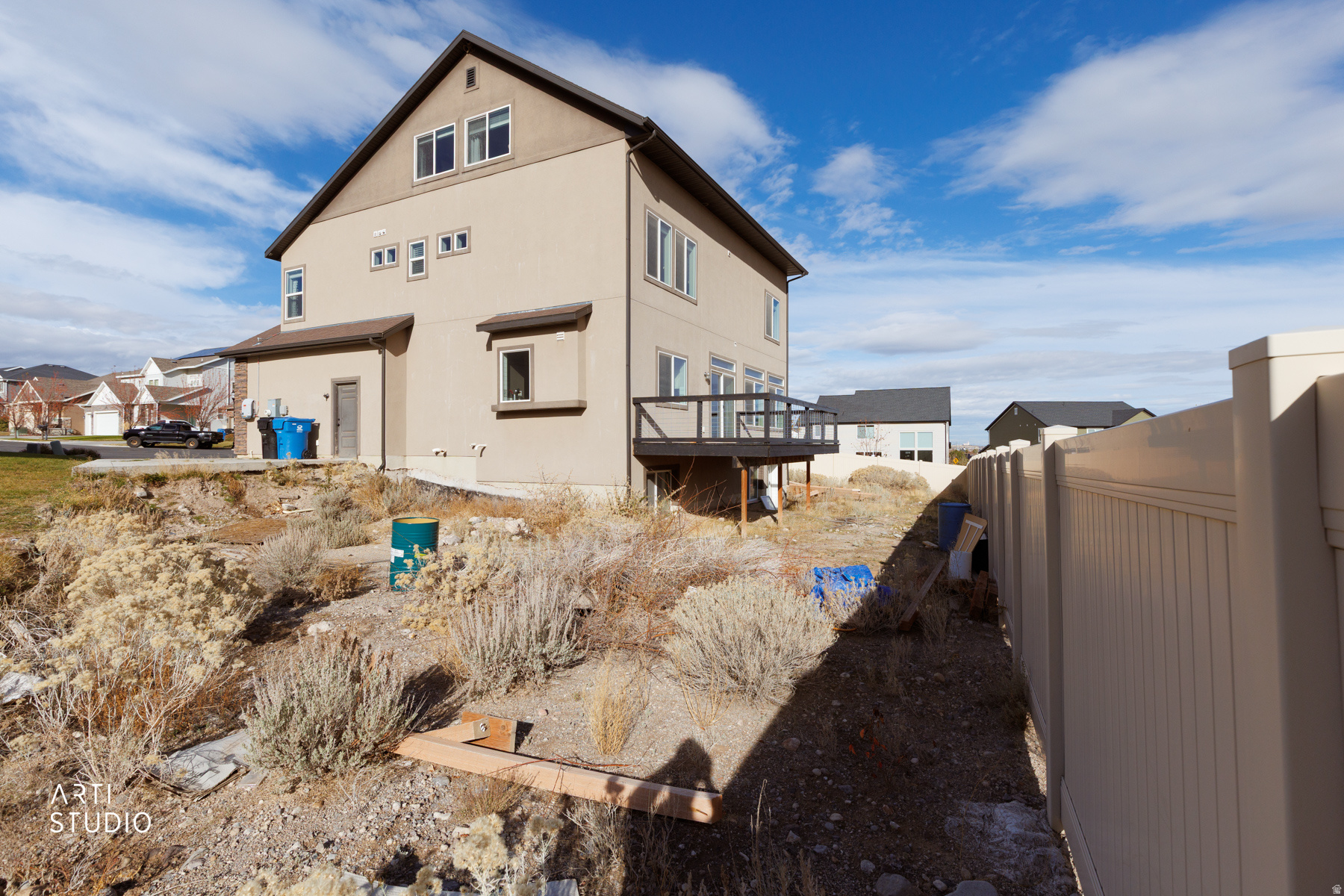 main property photo 34