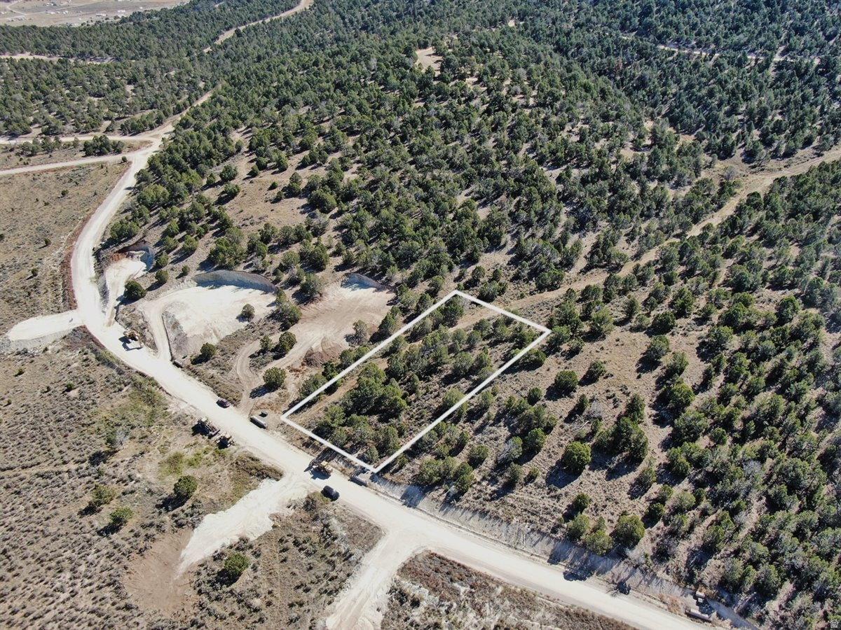 main property photo 6