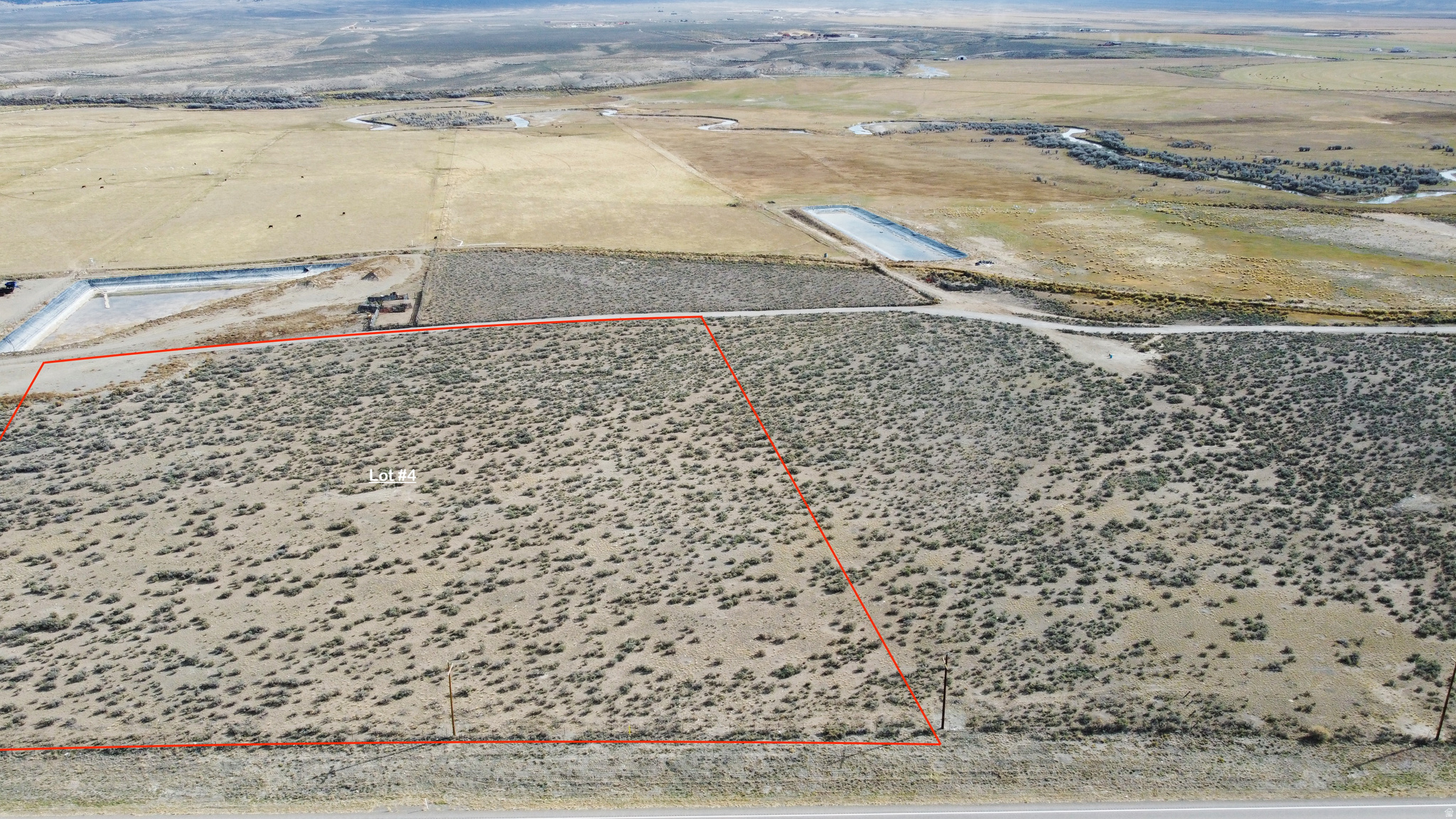 main property photo 13