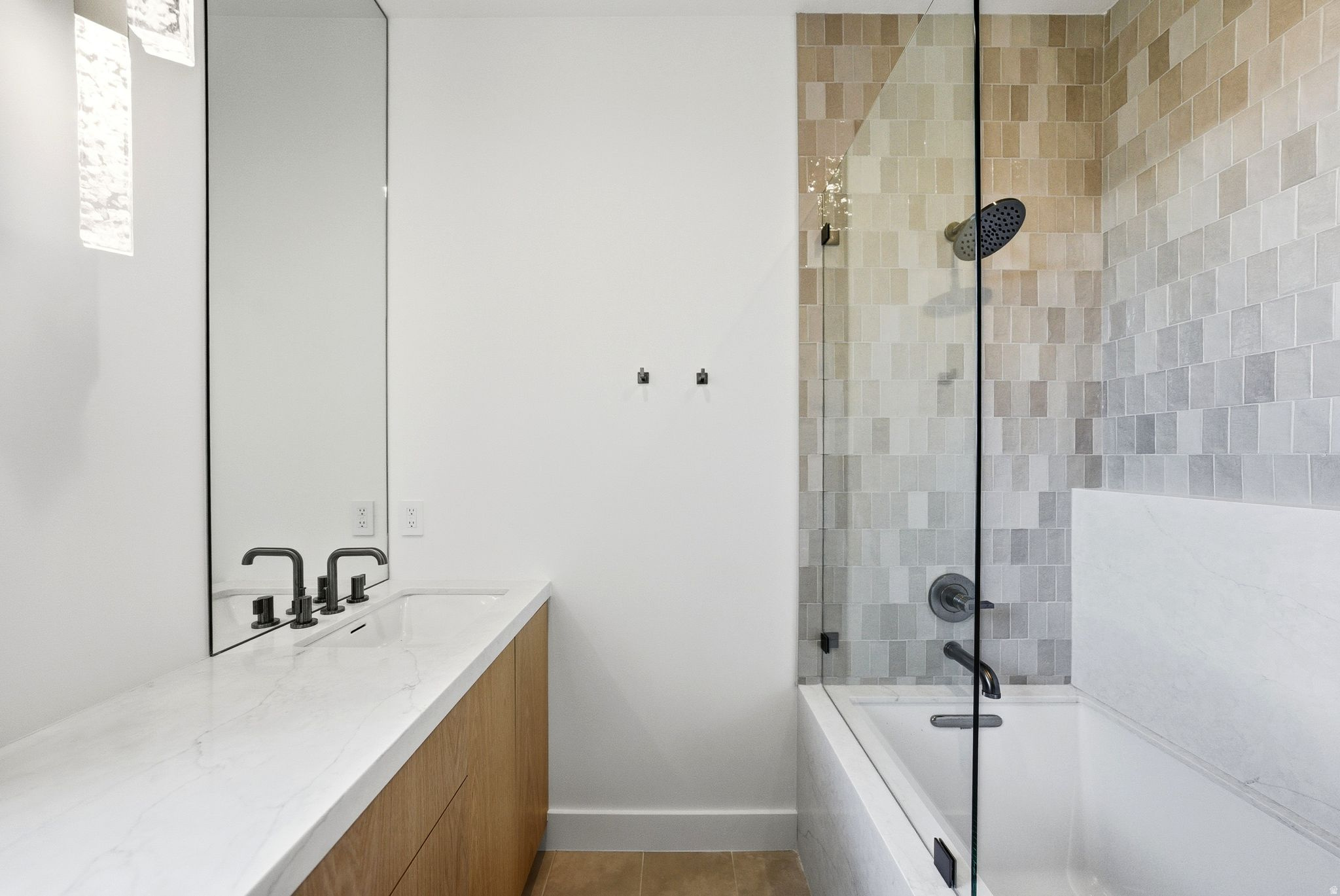 main property photo 102
