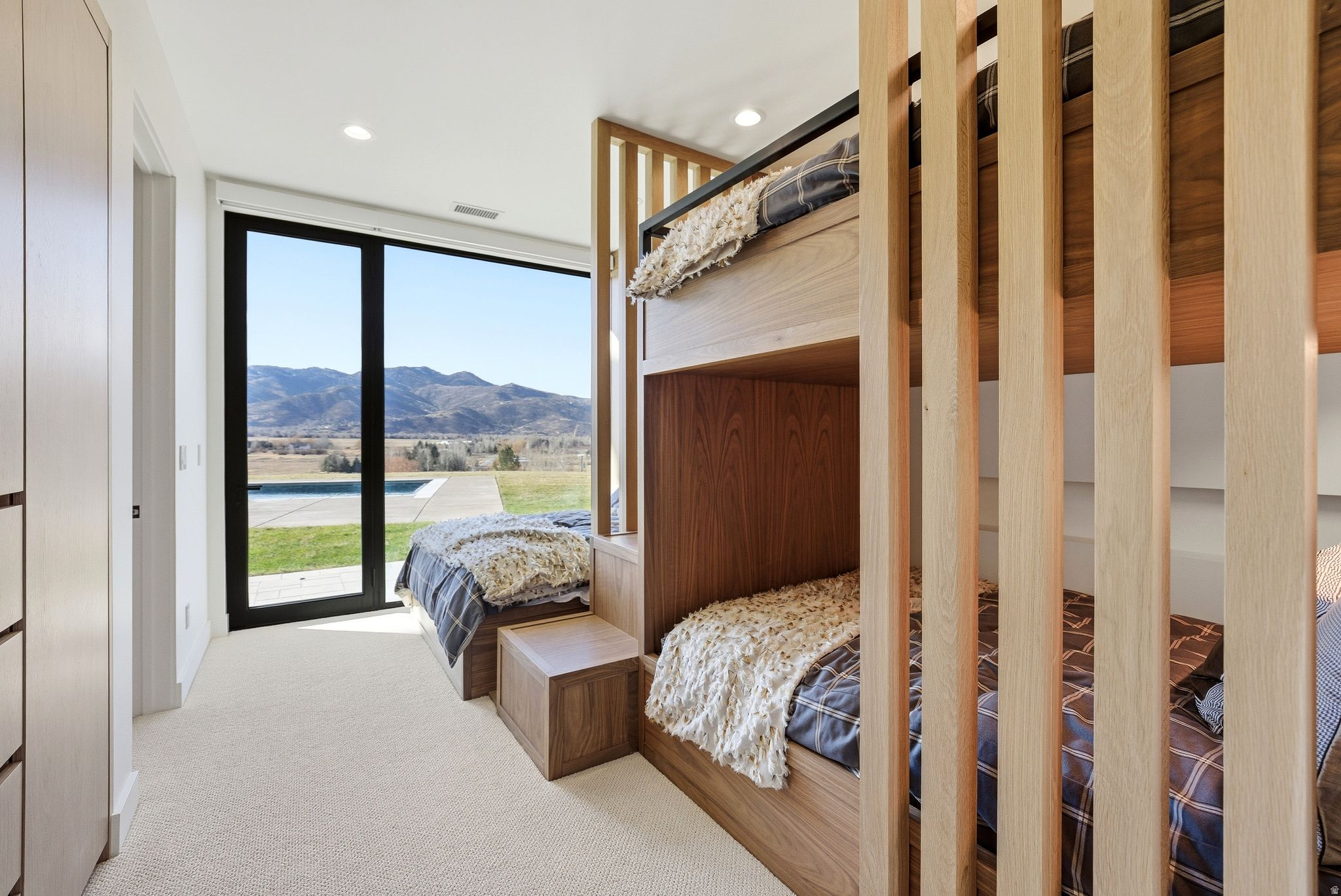 main property photo 104