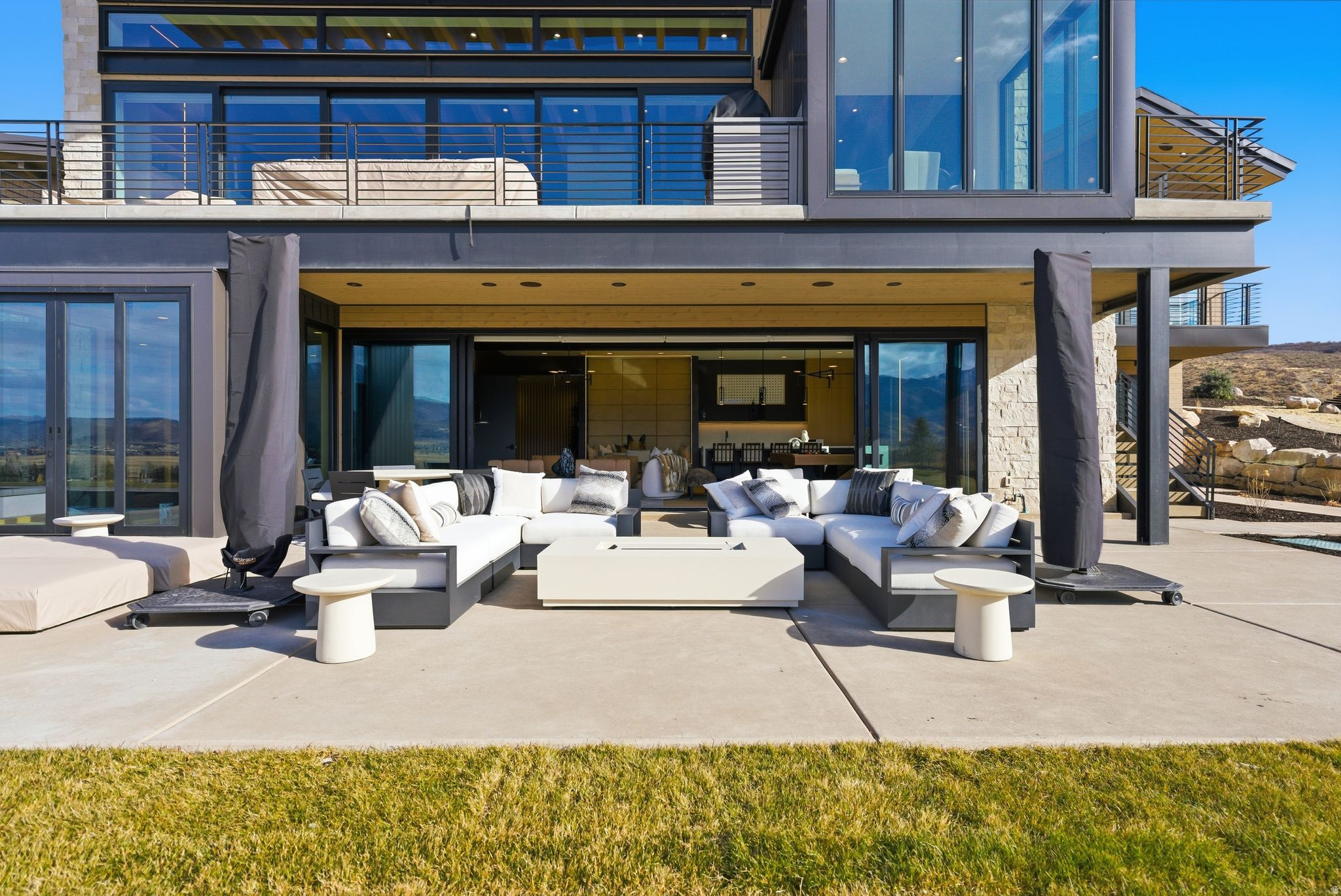 main property photo 115