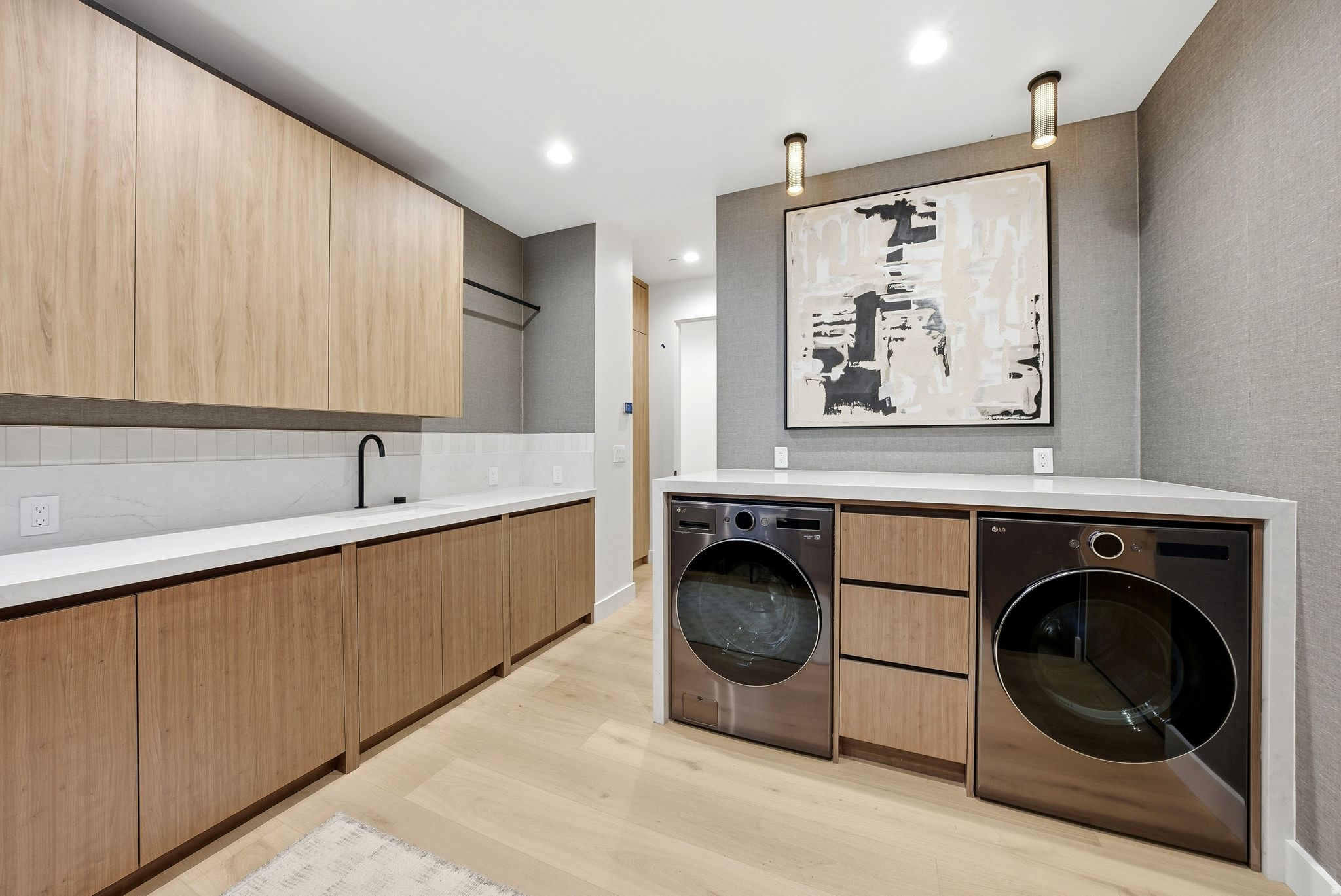 main property photo 70