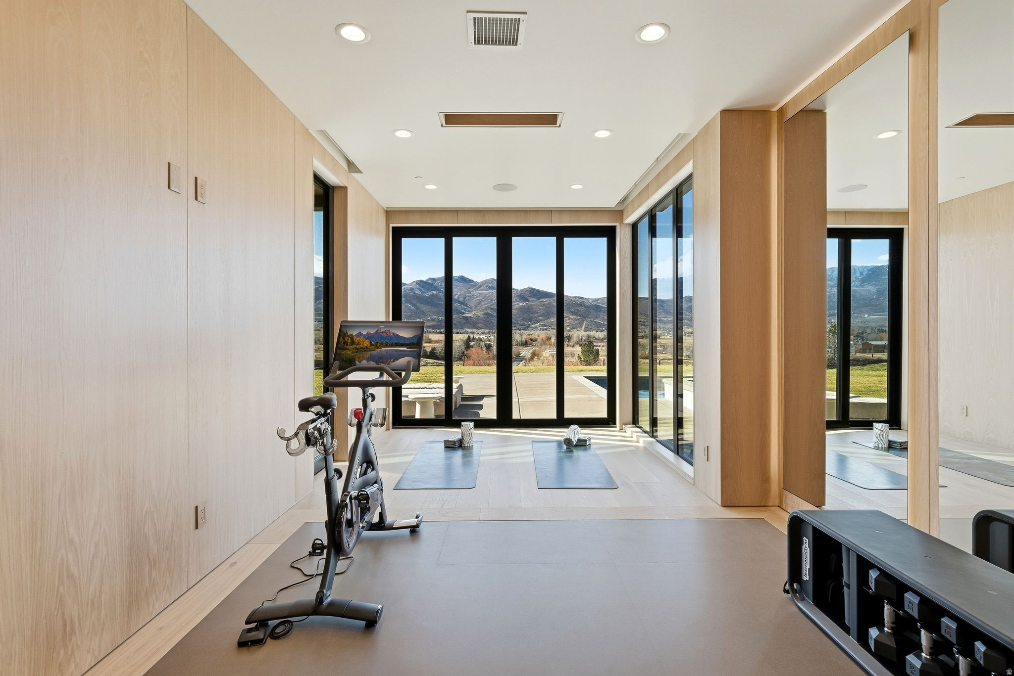 main property photo 85