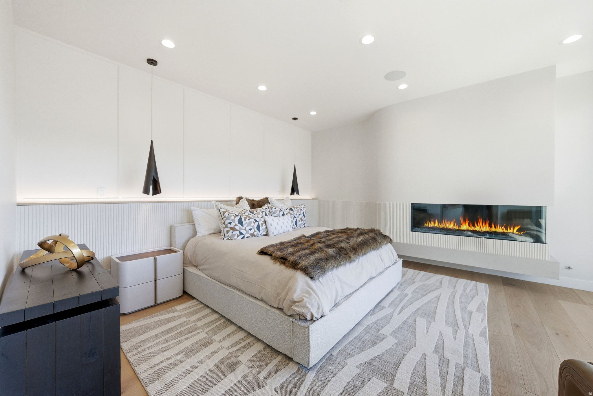 main property photo 94