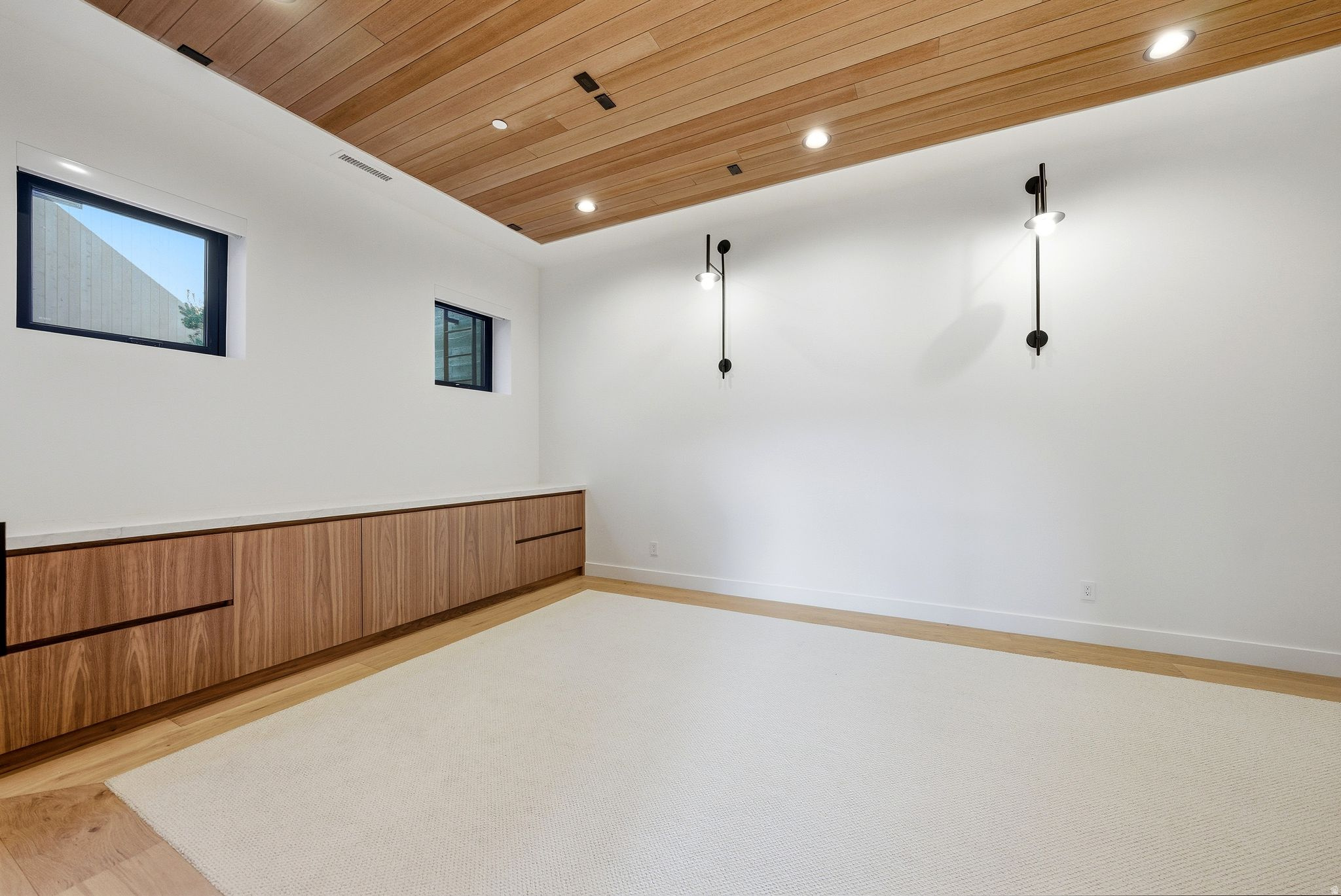 main property photo 99