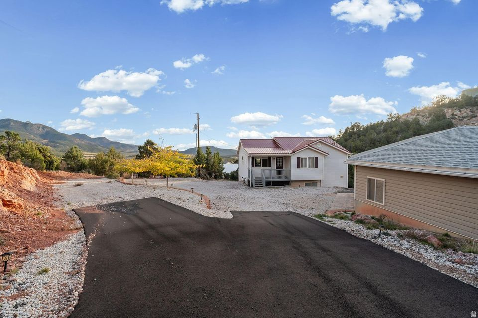 main property photo 37