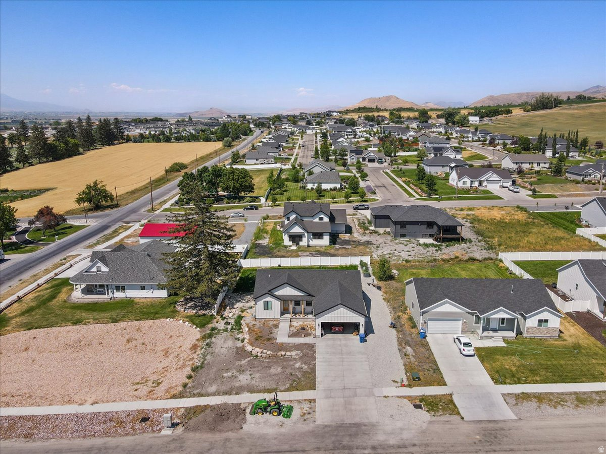 main property photo 60