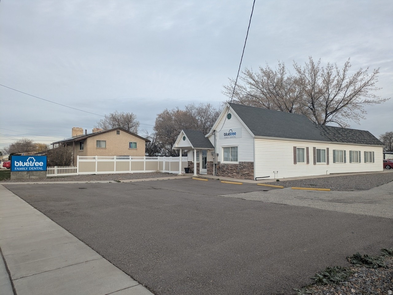 main property photo 6