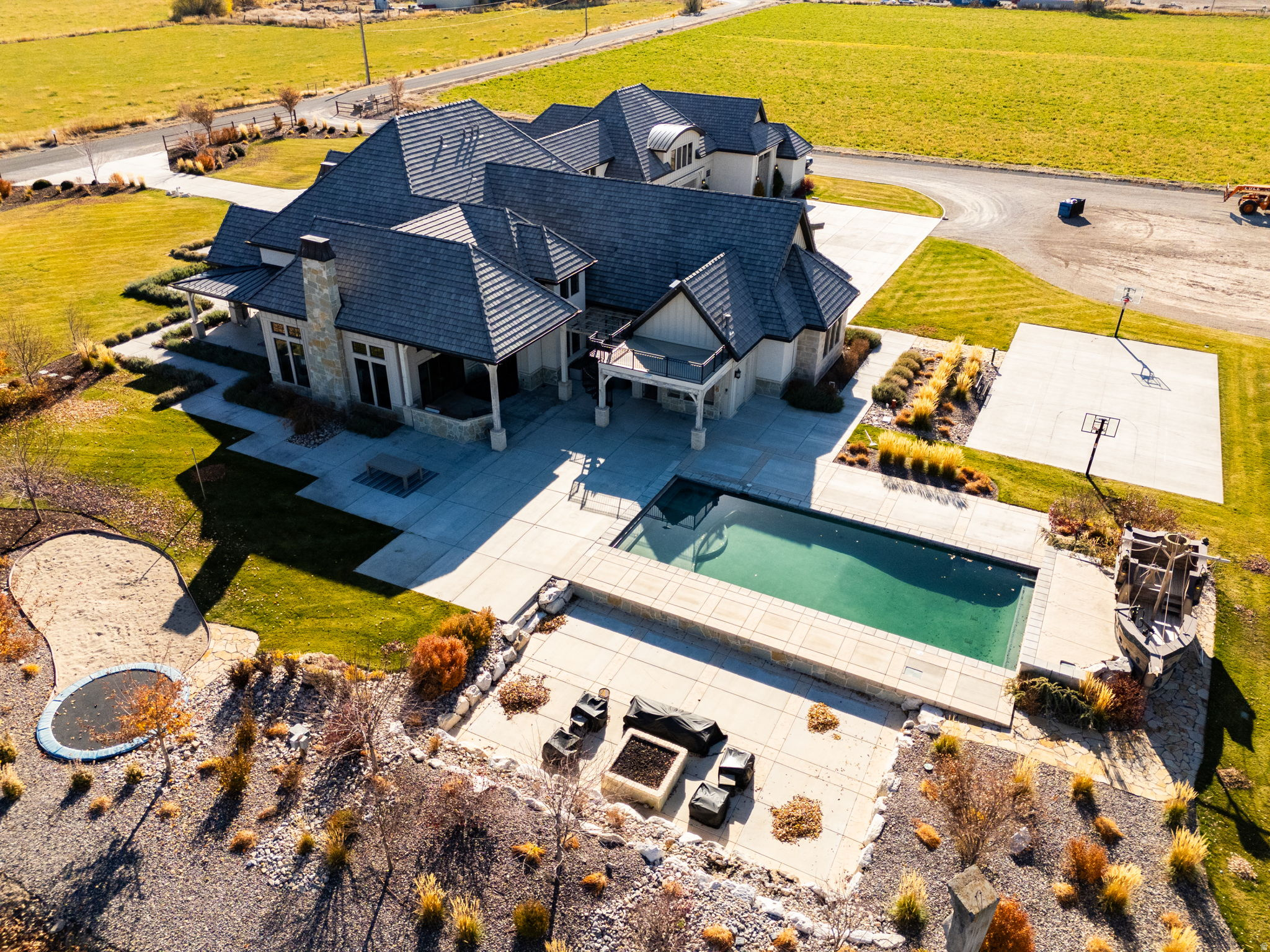 main property photo 104