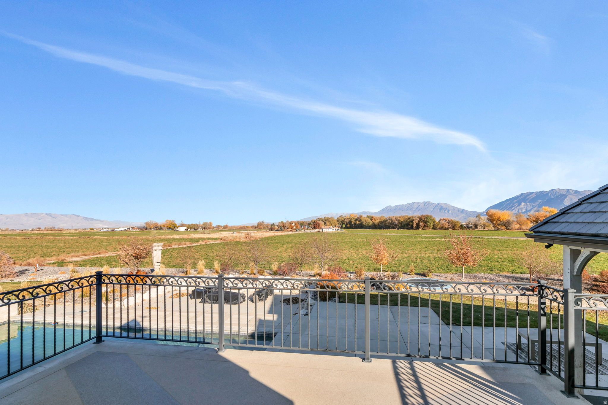 main property photo 77