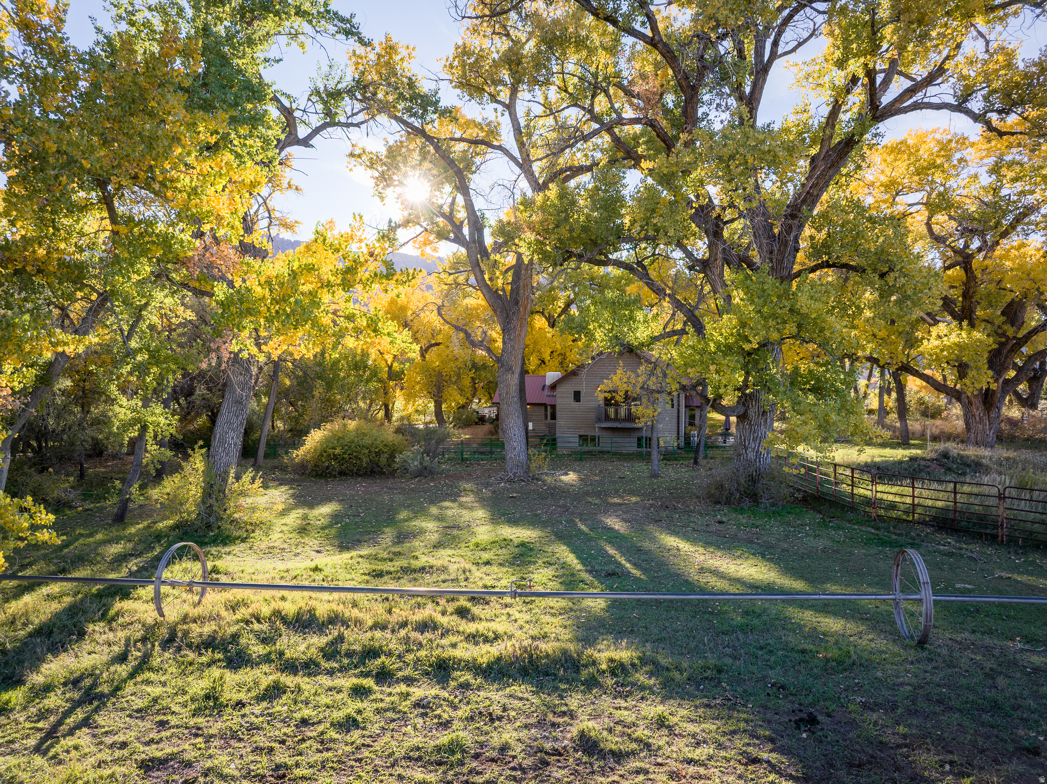 main property photo 23