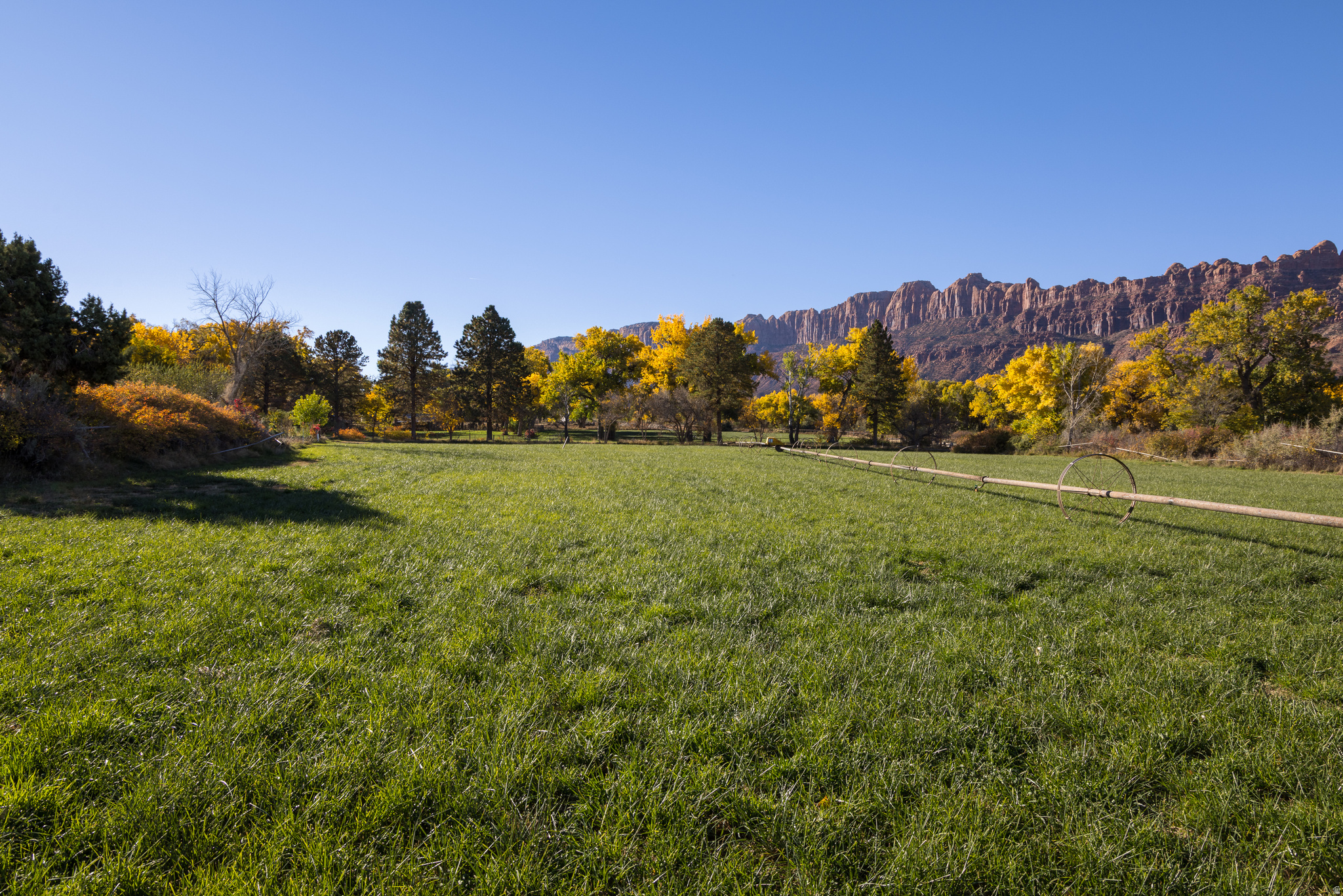 main property photo 38