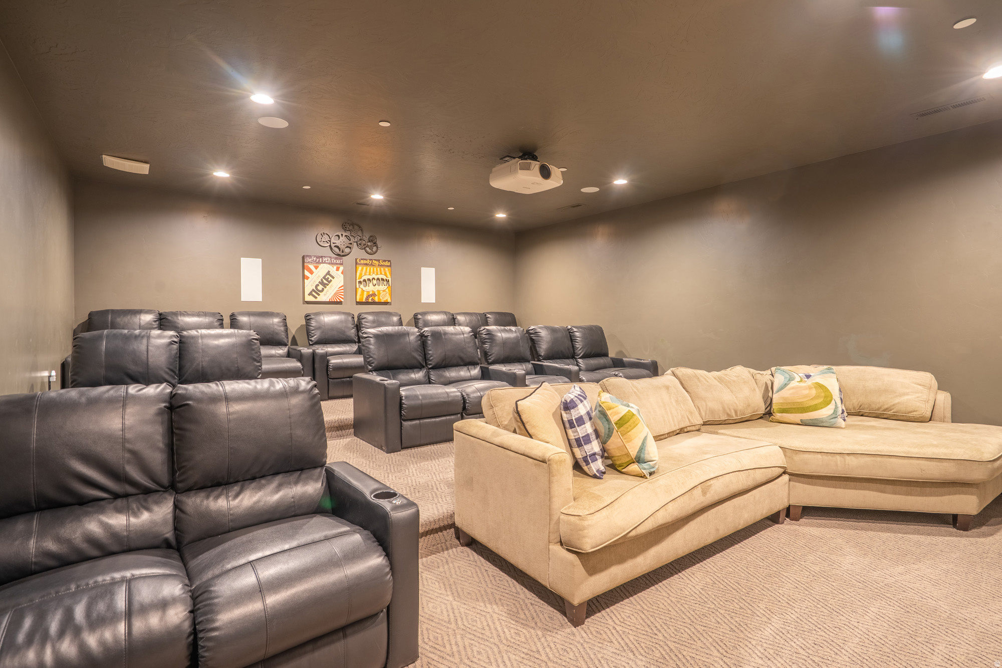 main property photo 115