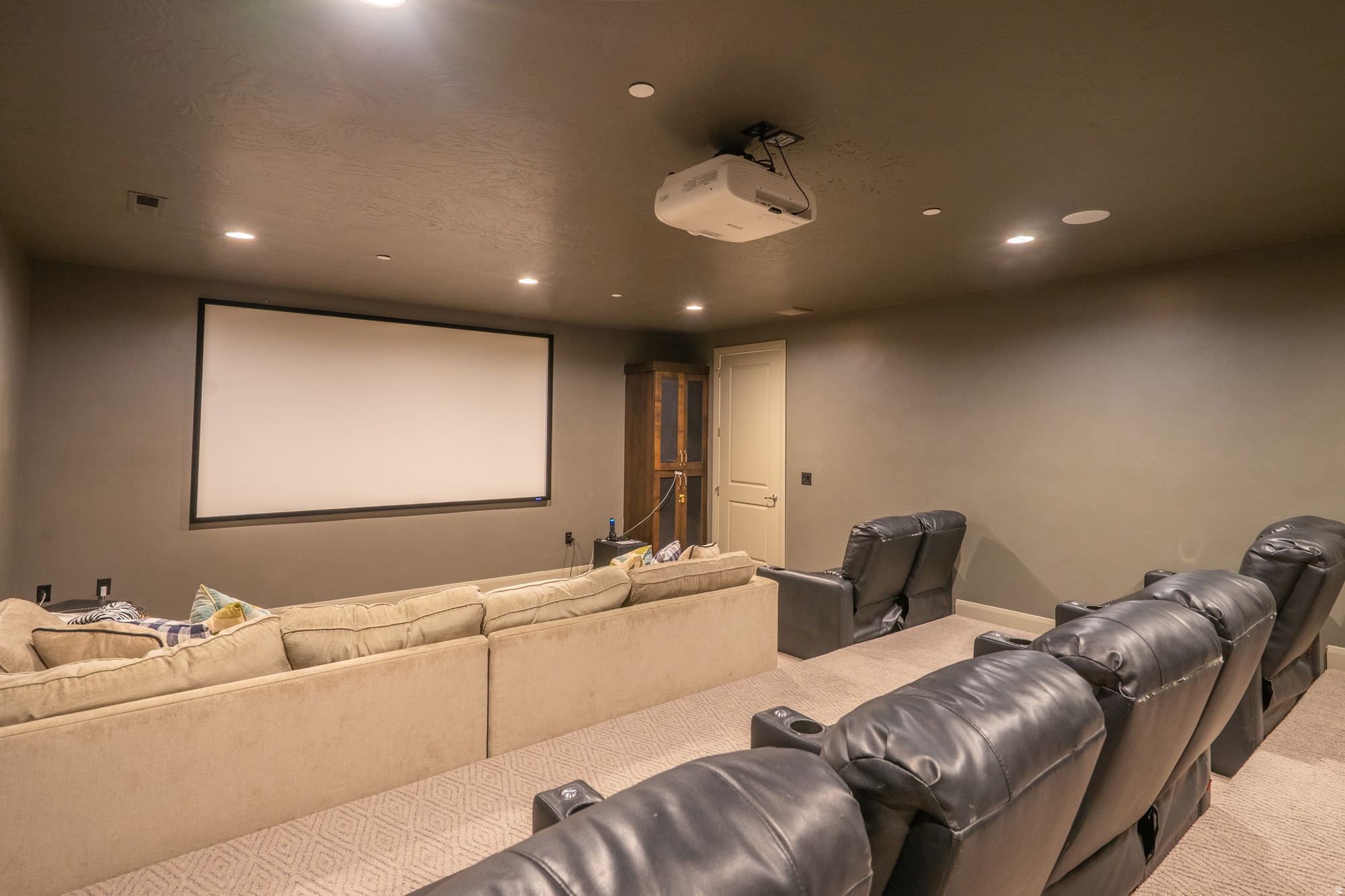 main property photo 116
