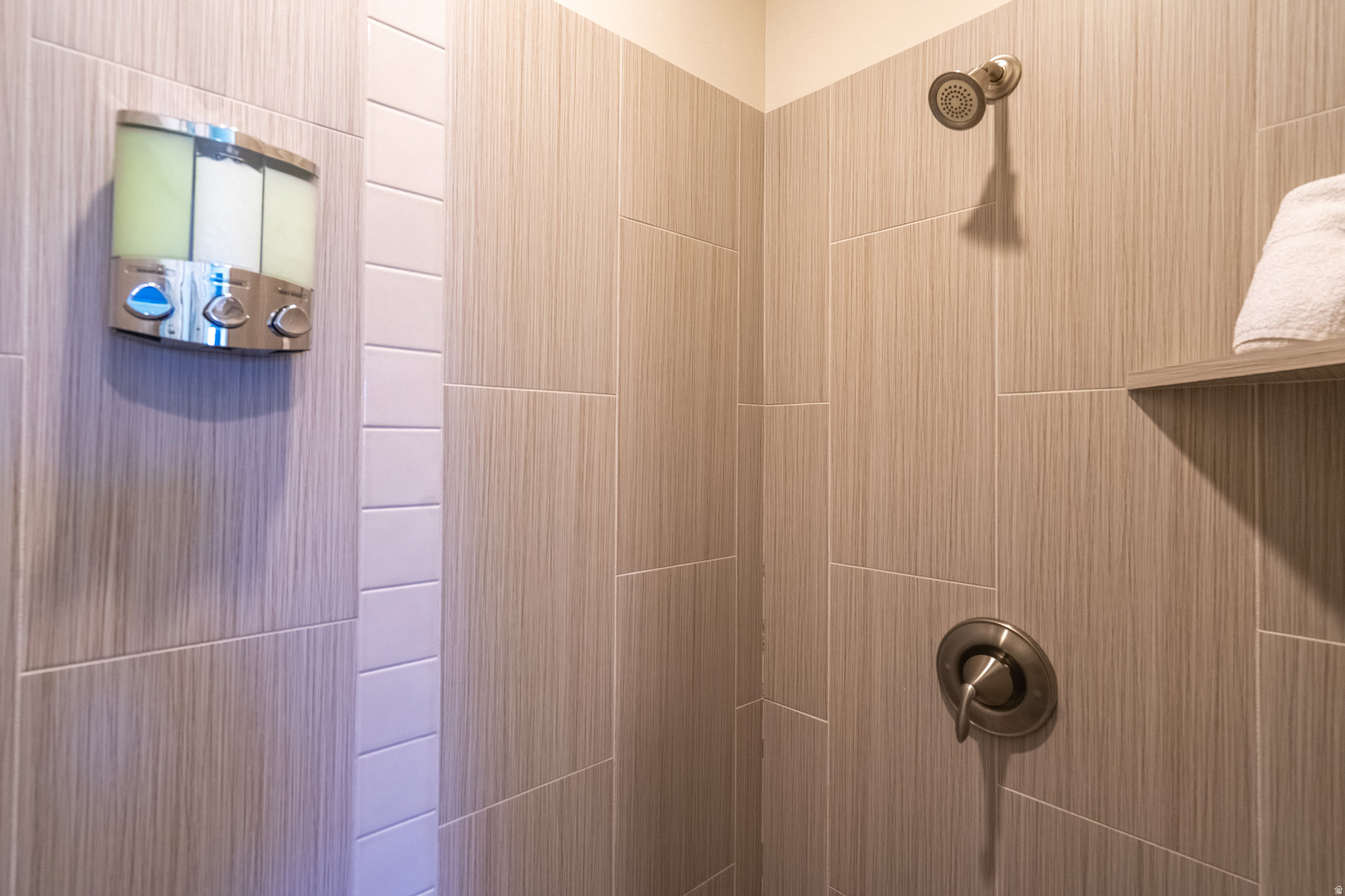 main property photo 119
