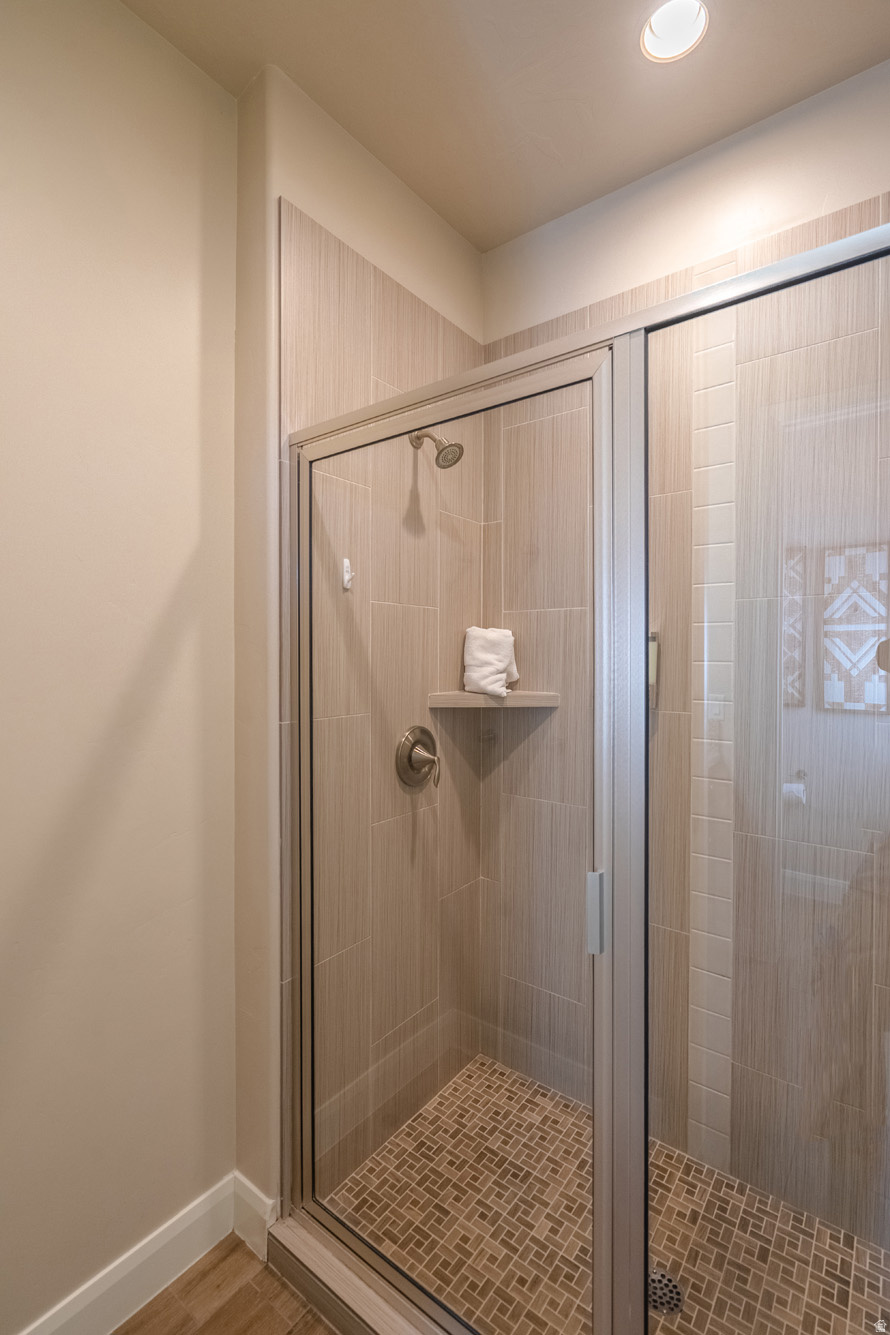 main property photo 128