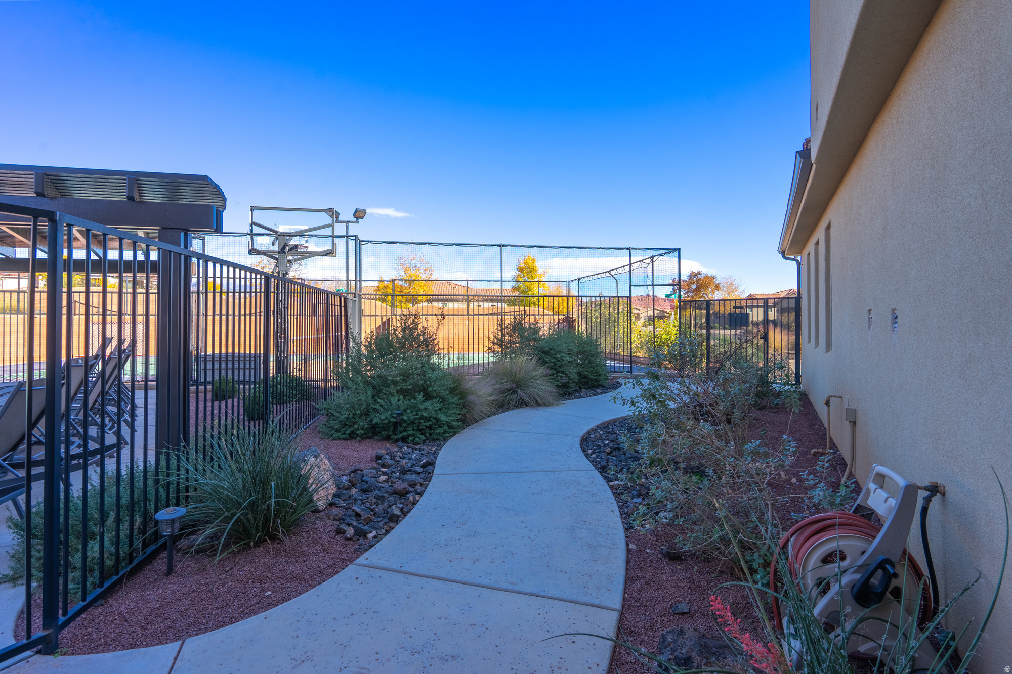 main property photo 158