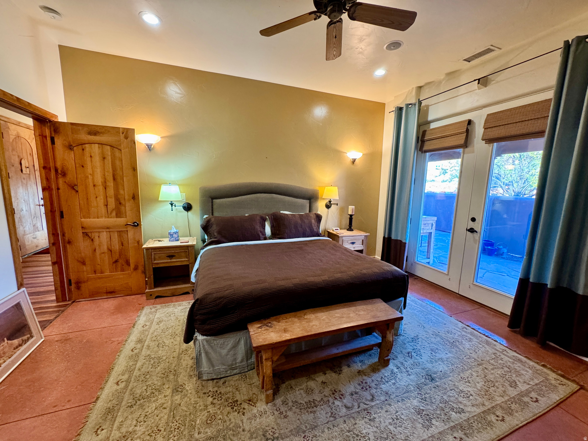 main property photo 13