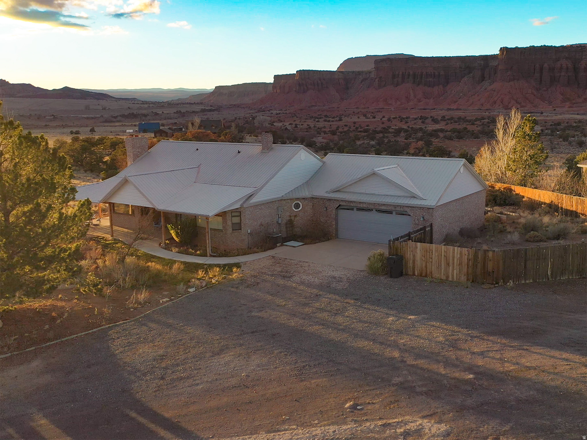 main property photo 24