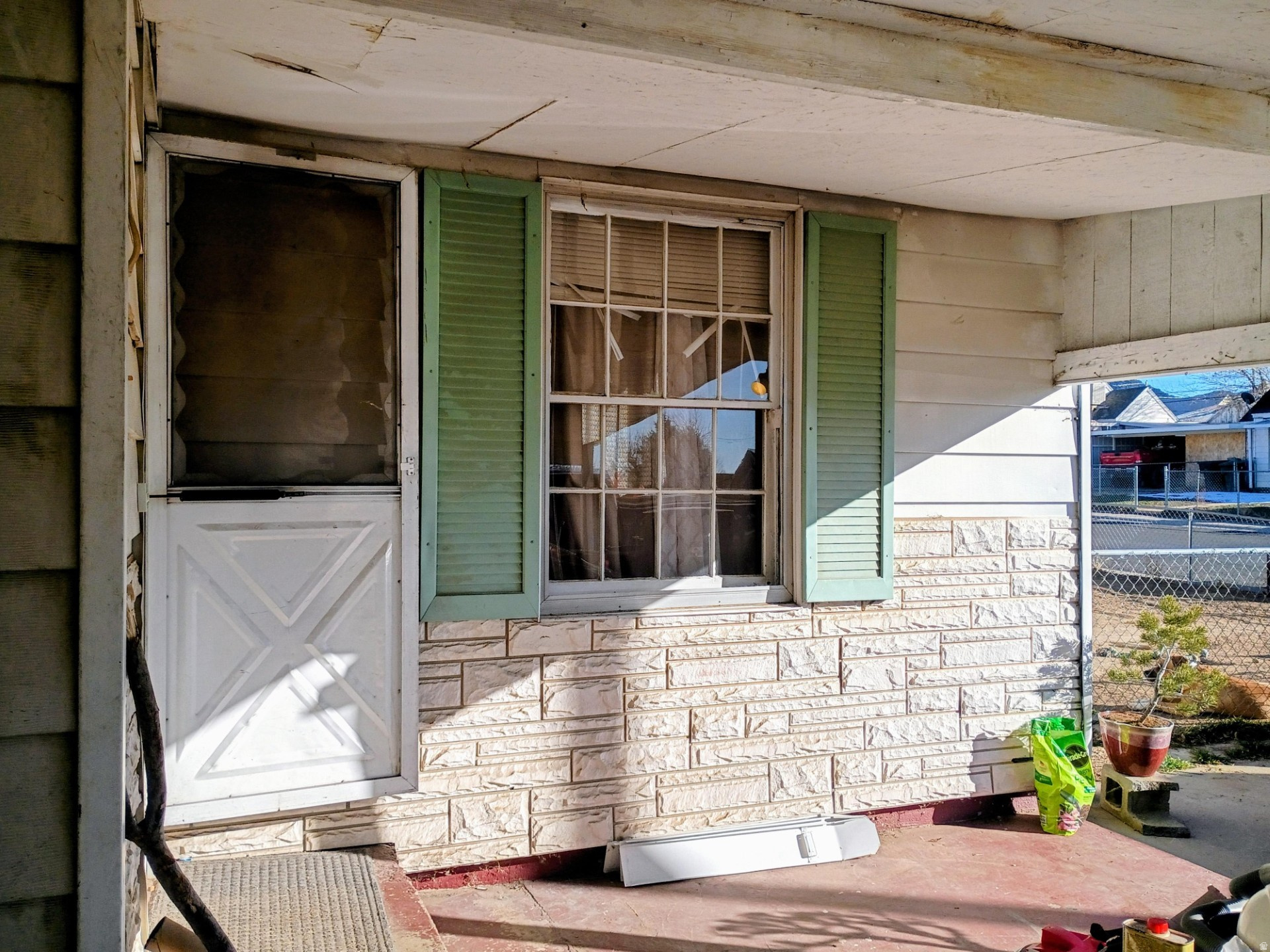 main property photo 39
