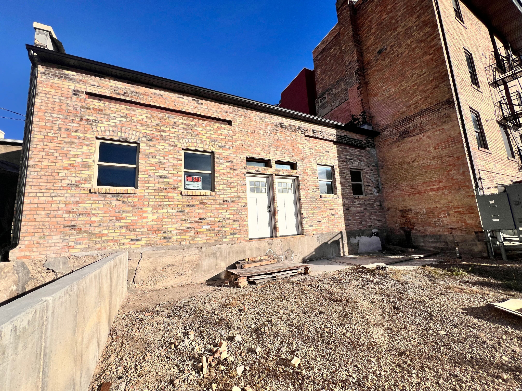 main property photo 5