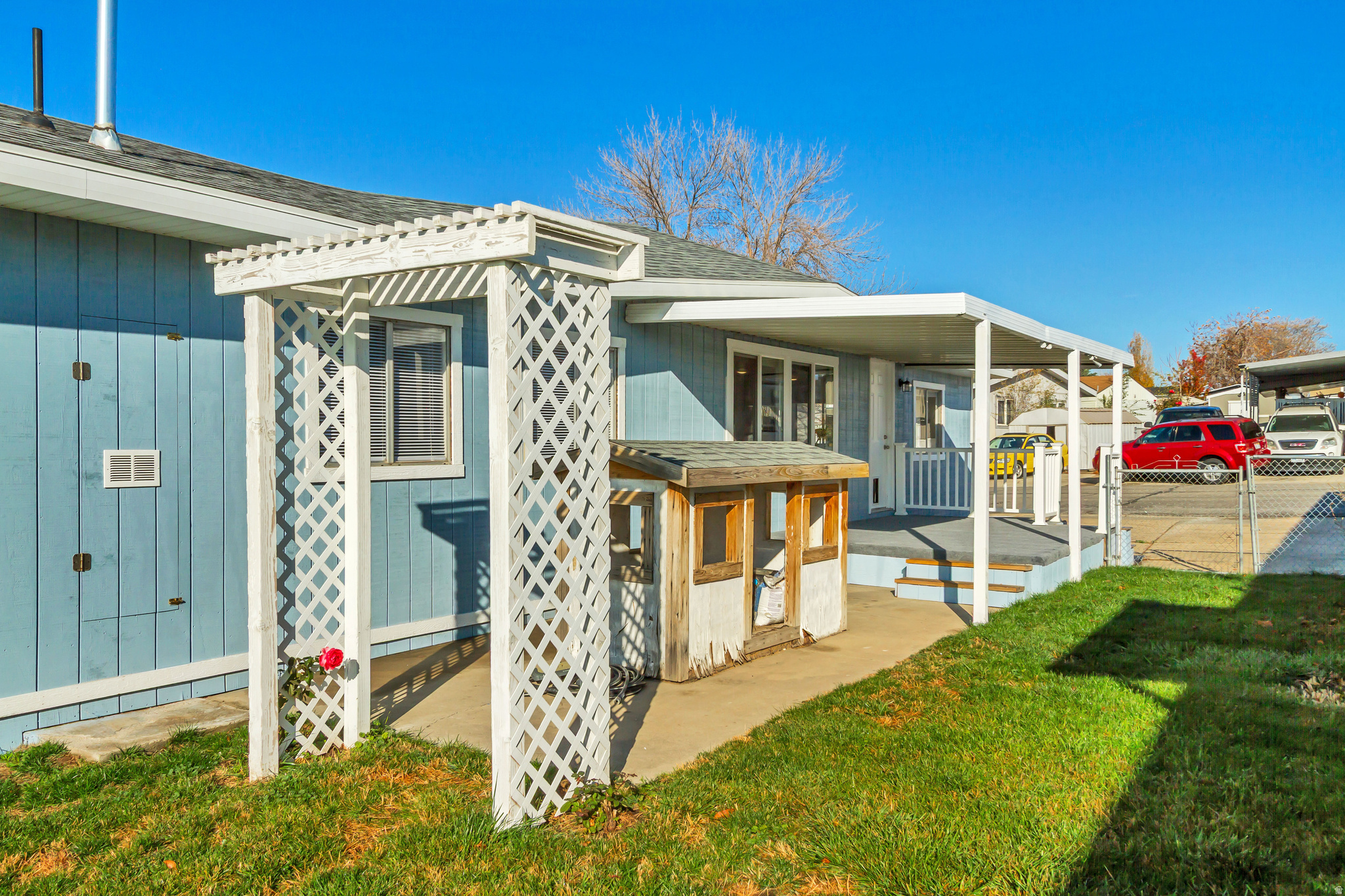 main property photo 20