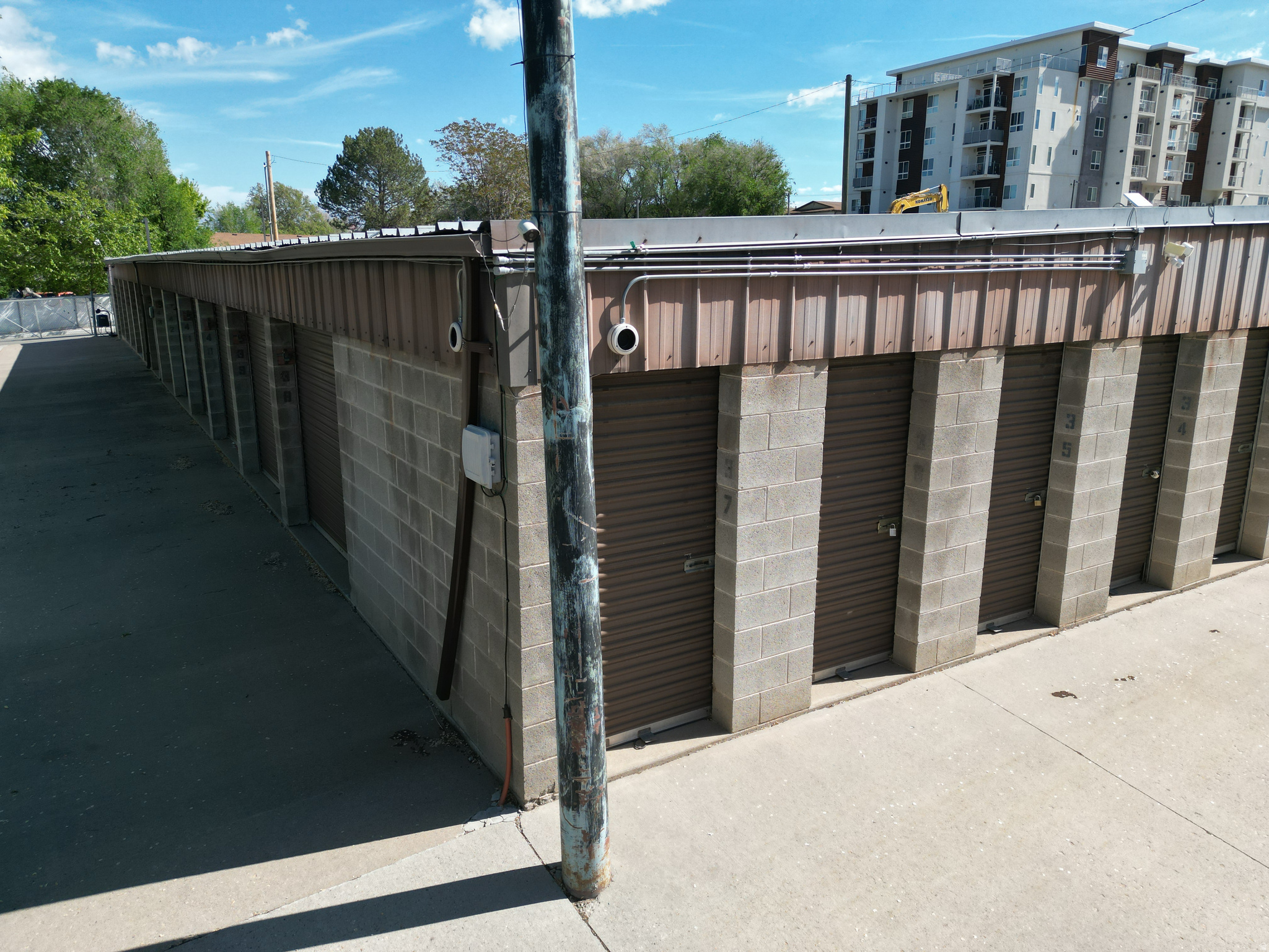 main property photo 40