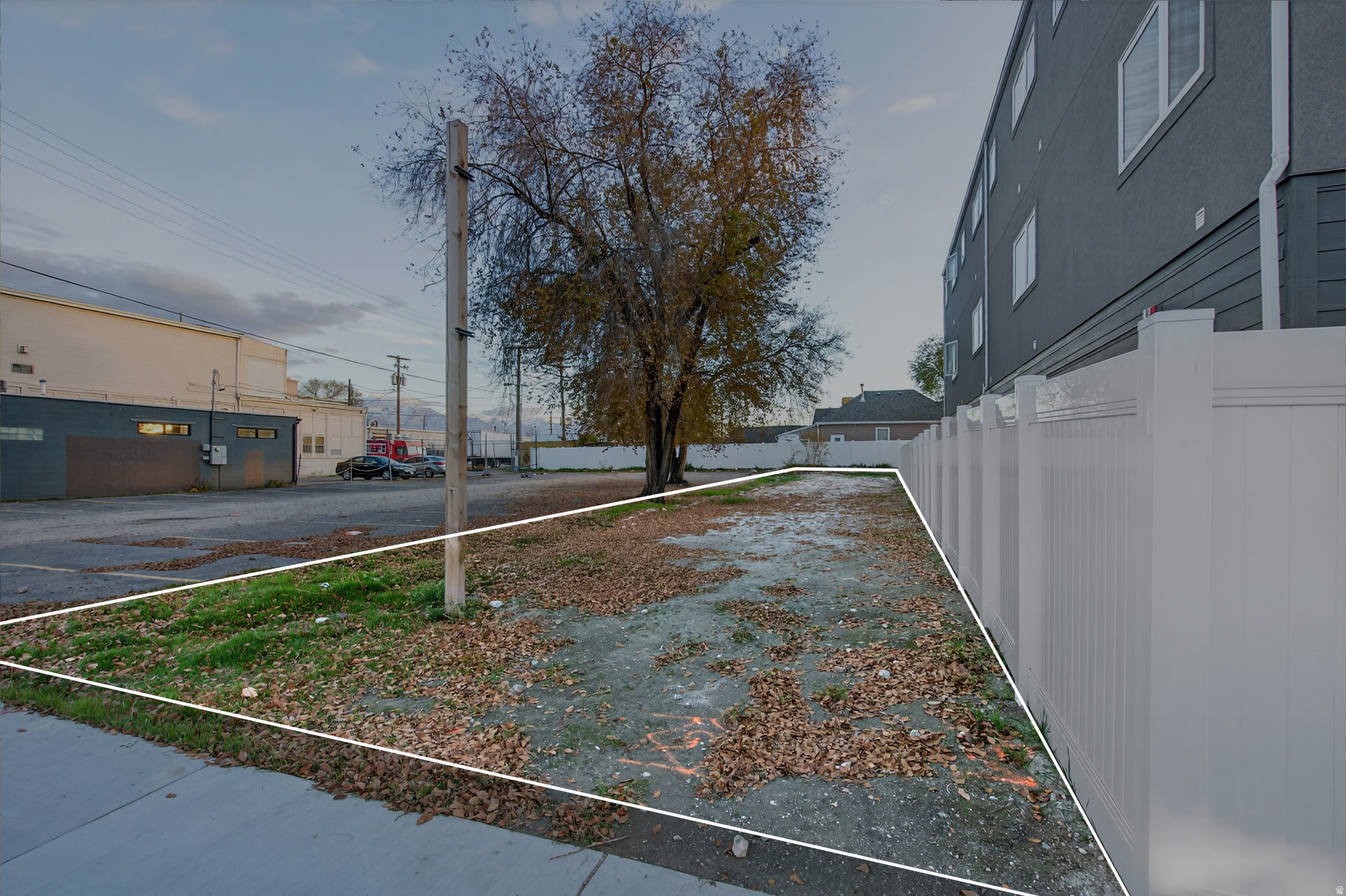 main property photo 18