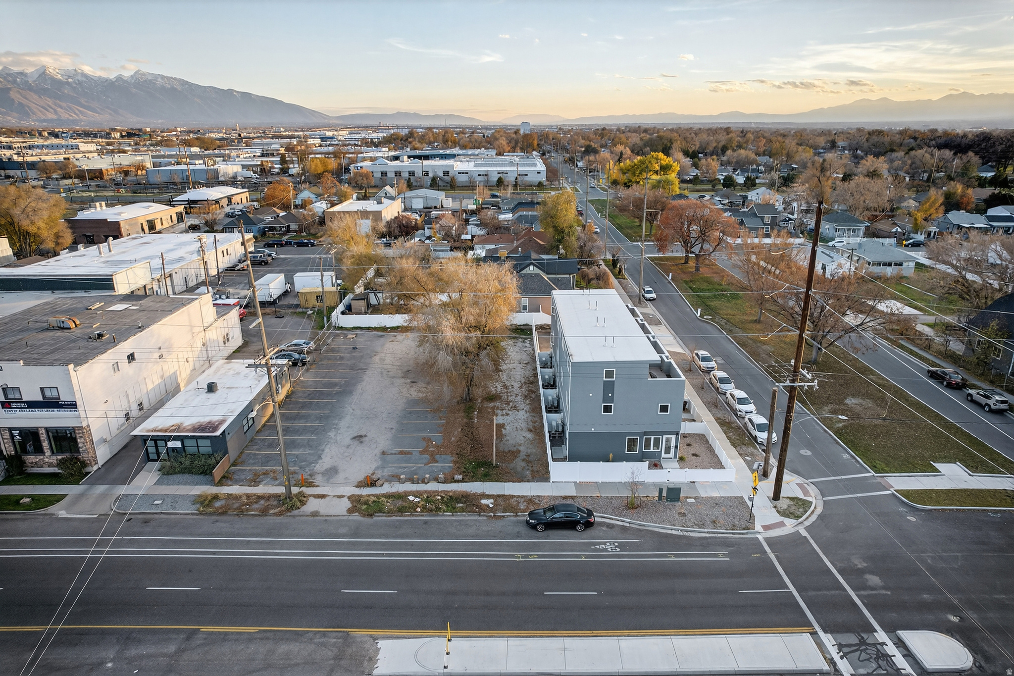 main property photo 3