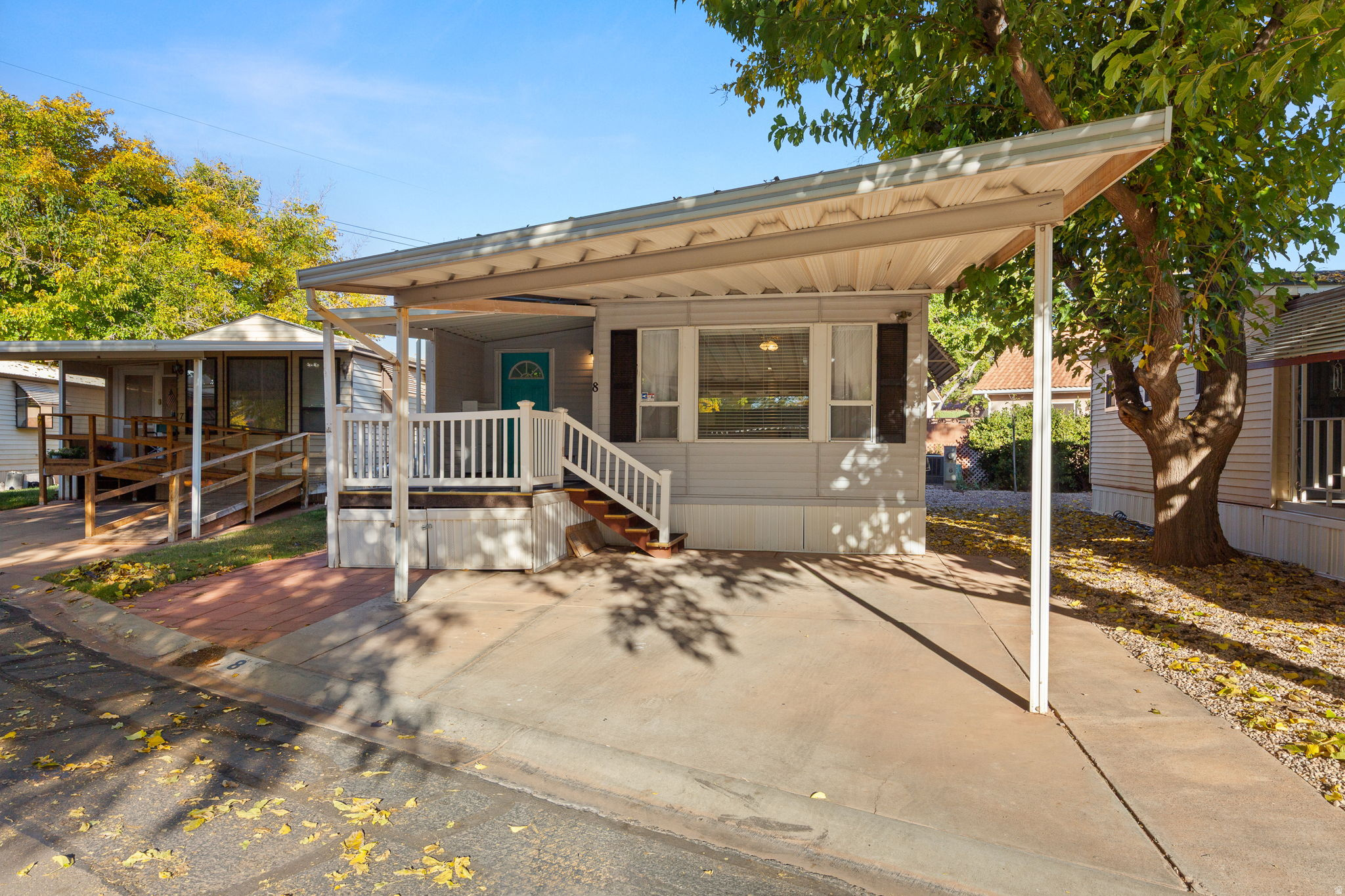 main property photo 20