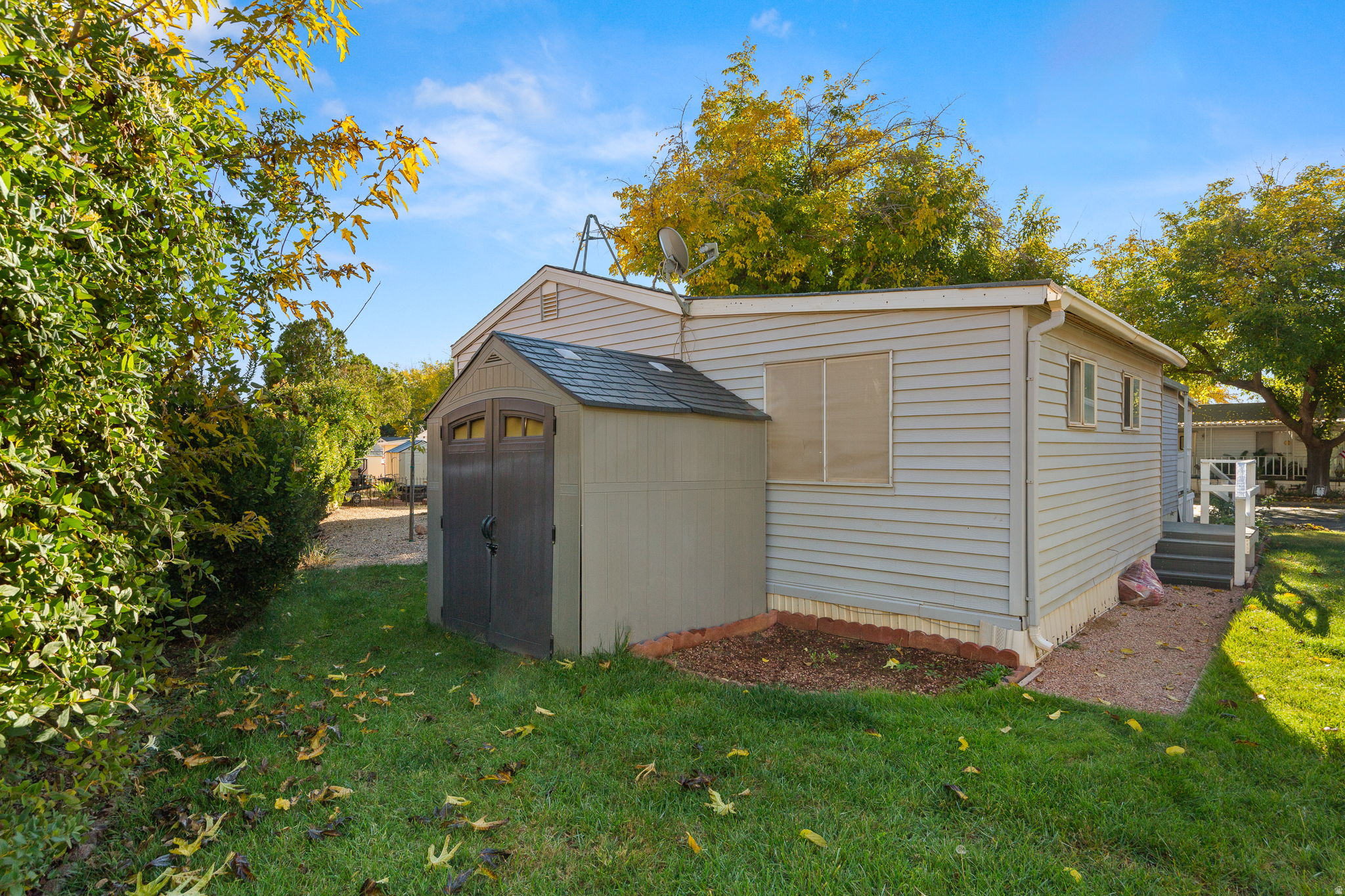 main property photo 21
