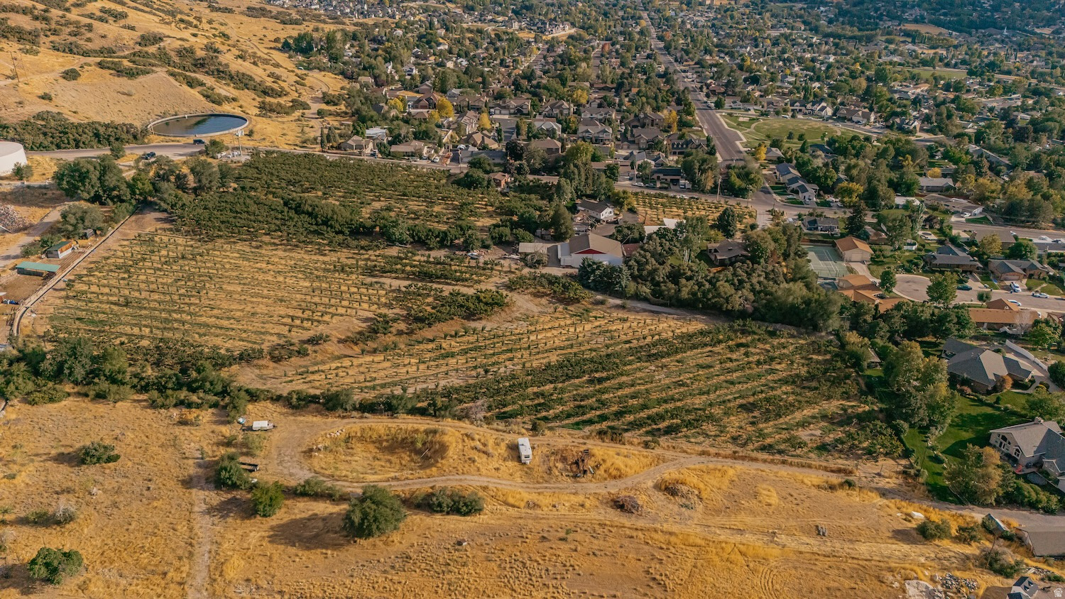 main property photo 18
