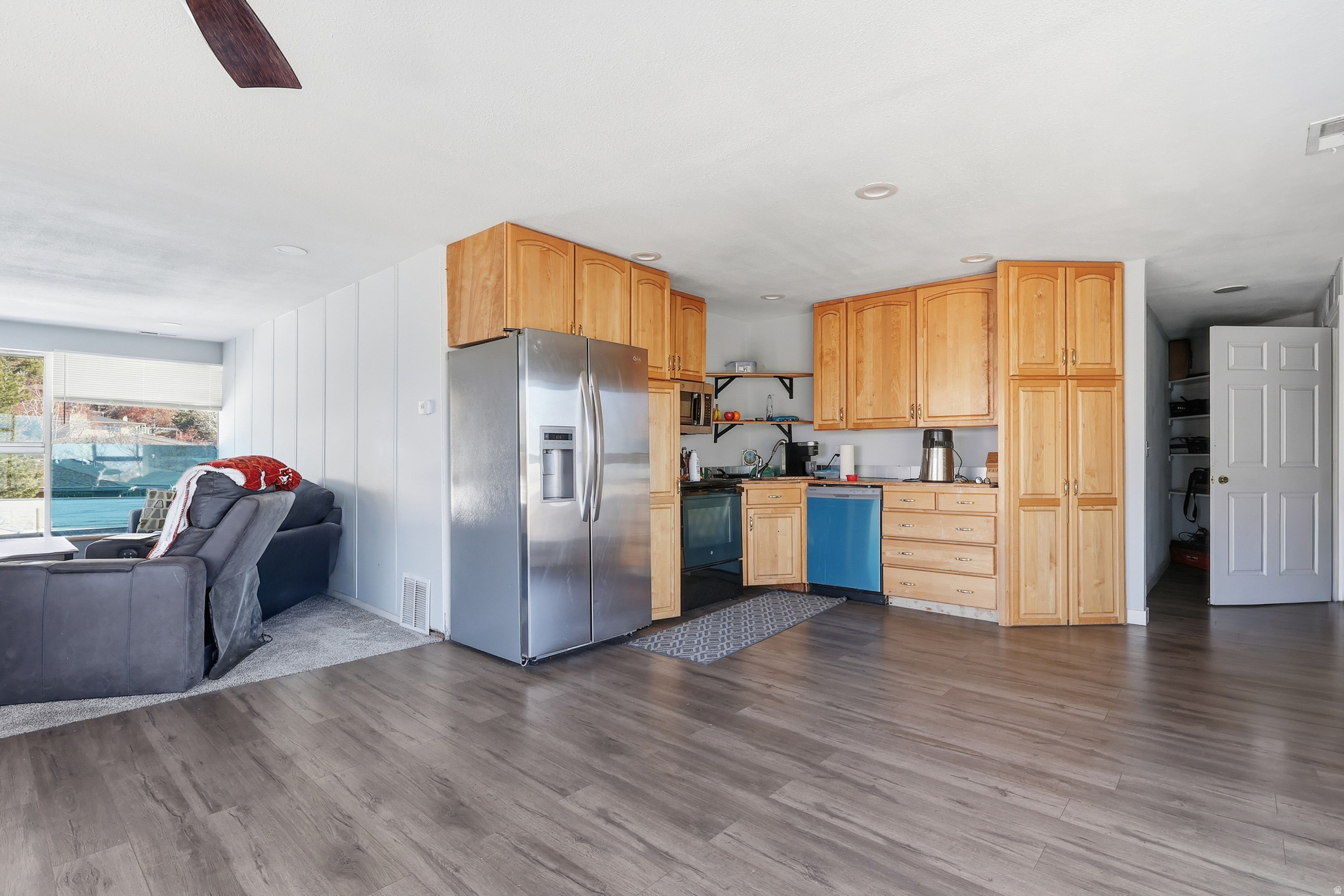 main property photo 58