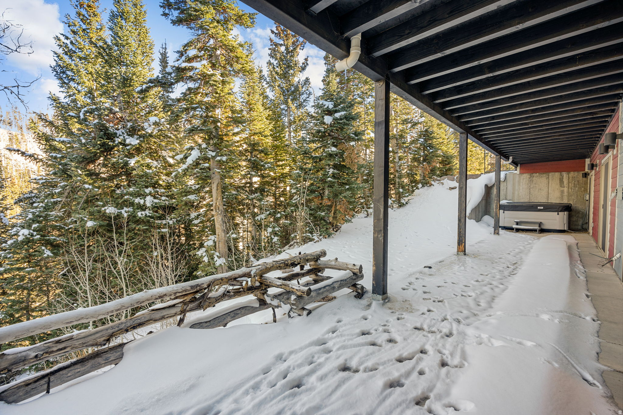 main property photo 38