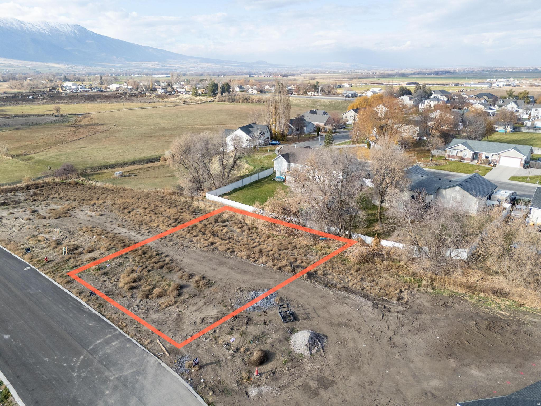main property photo 5