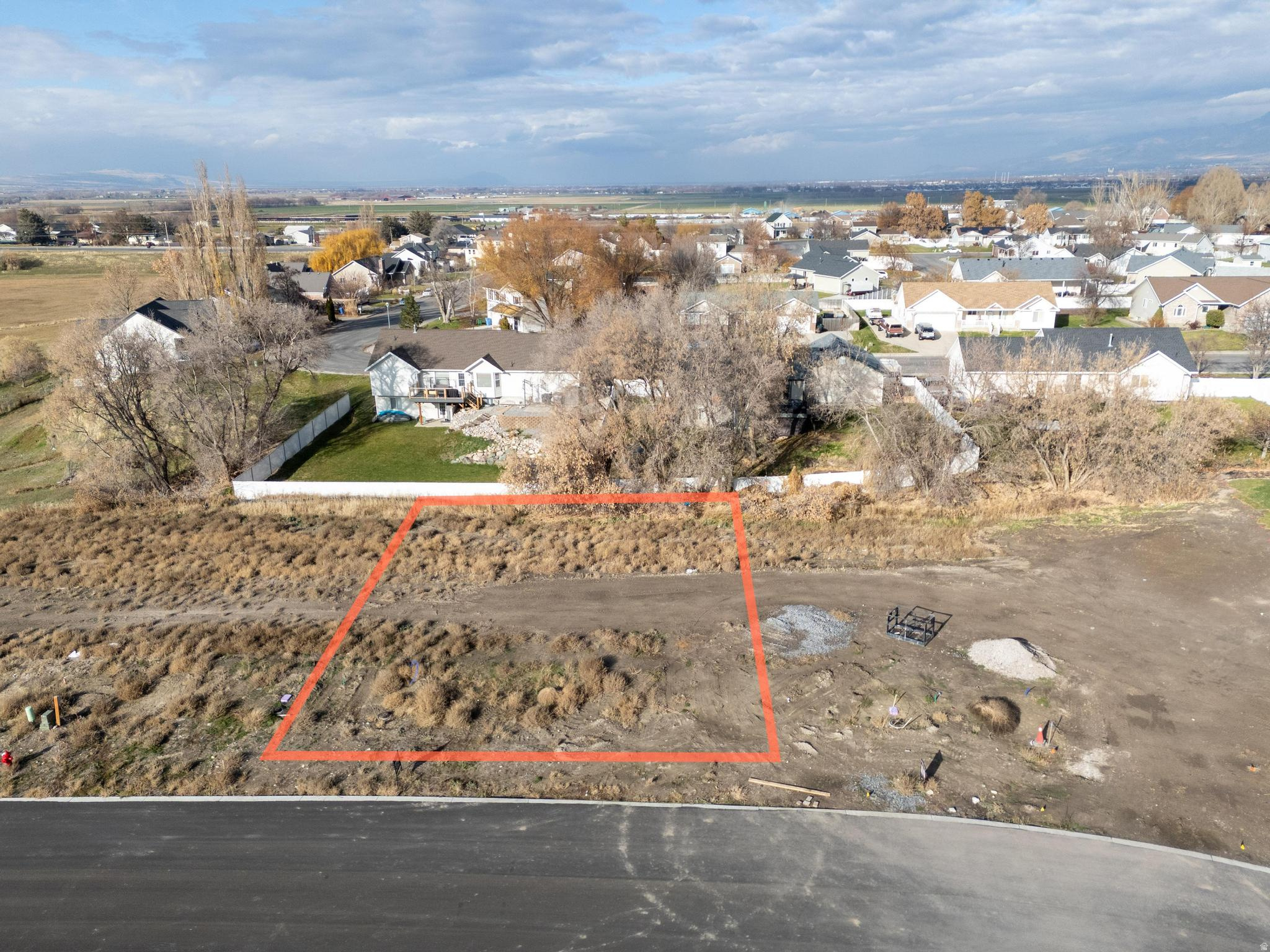 main property photo 6