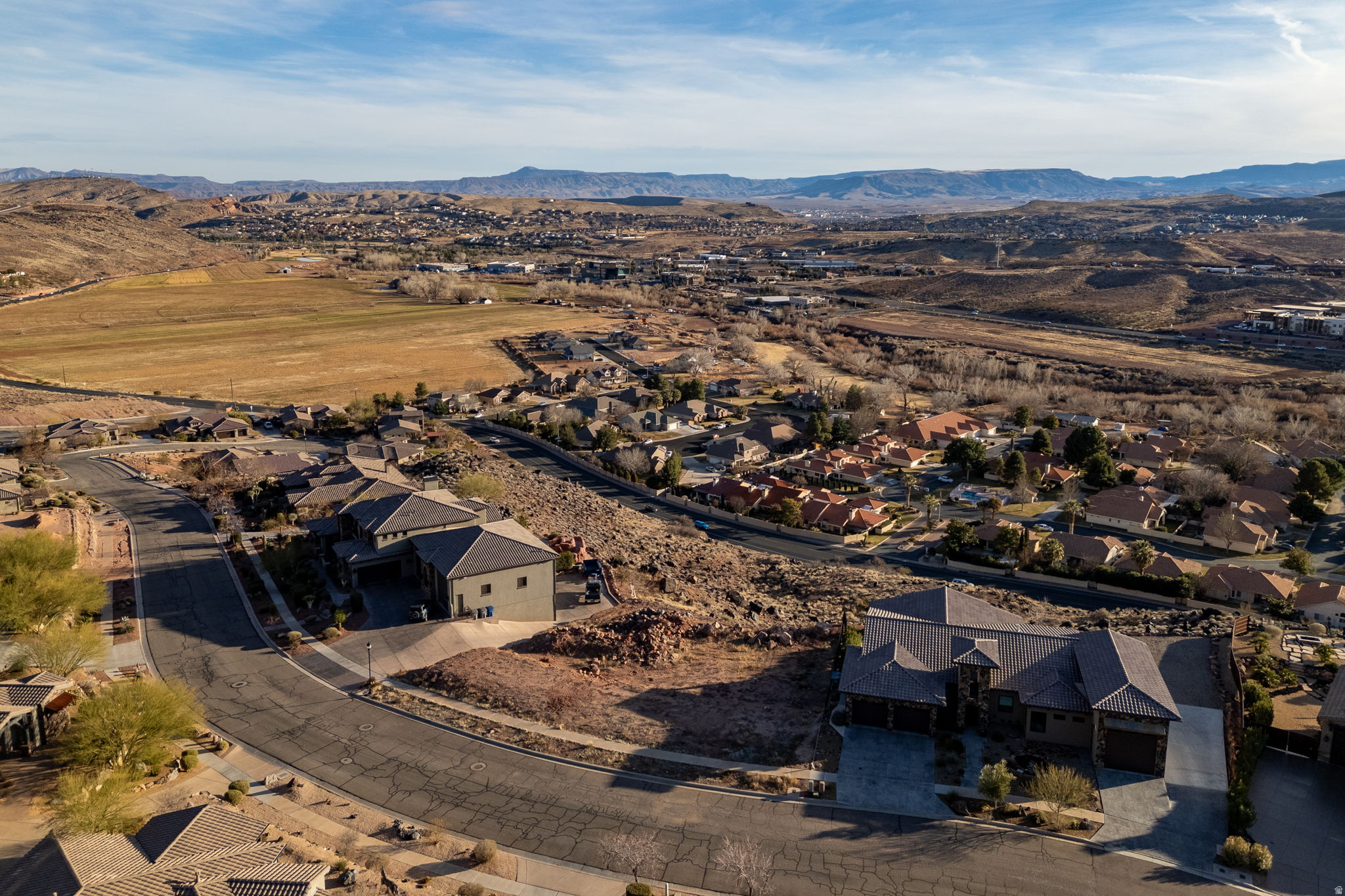 main property photo 11