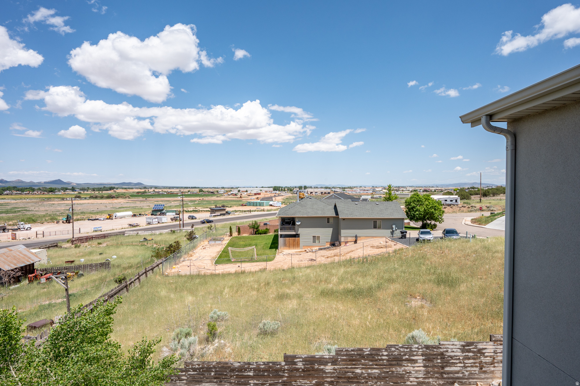 main property photo 44