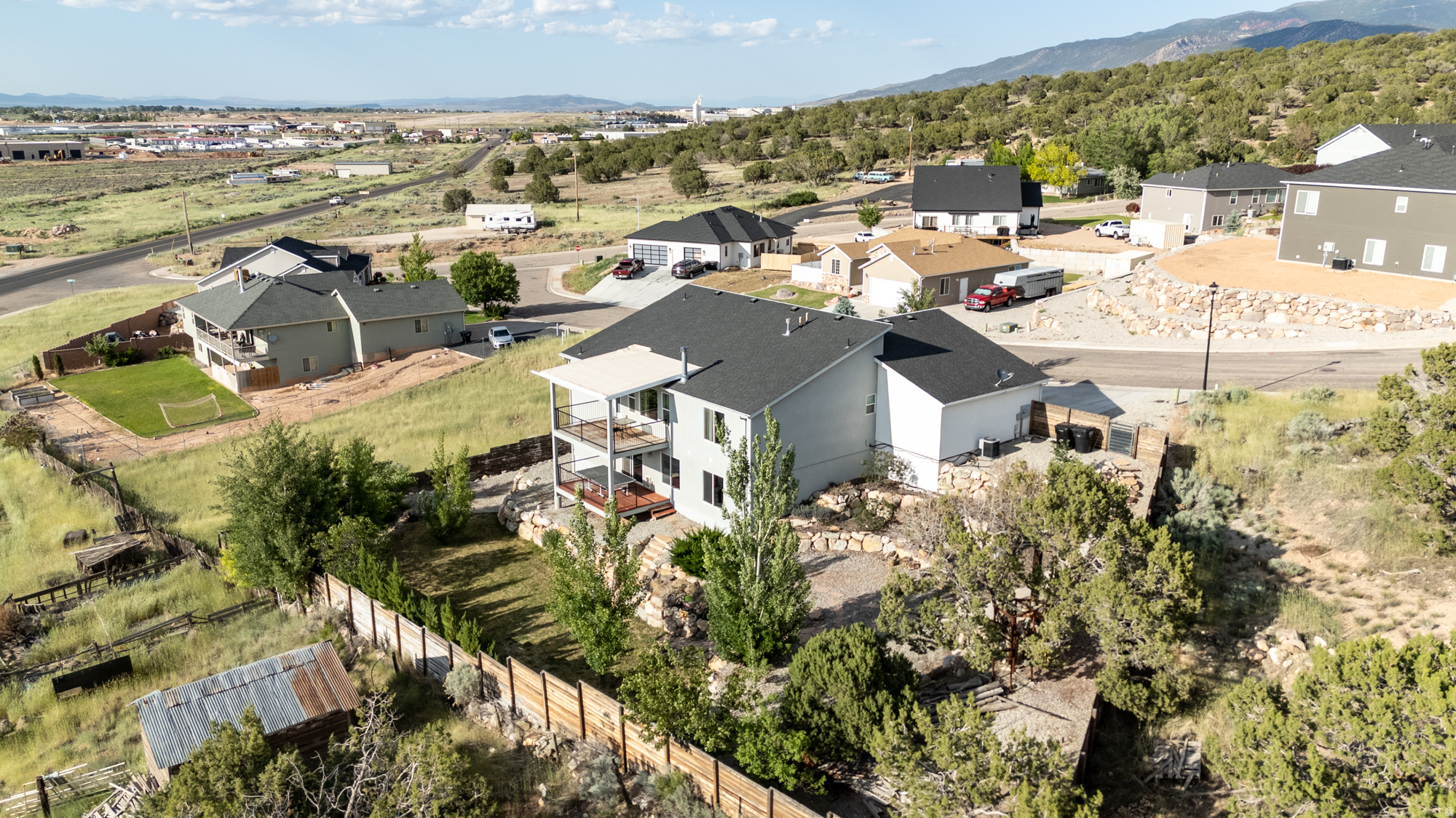 main property photo 70