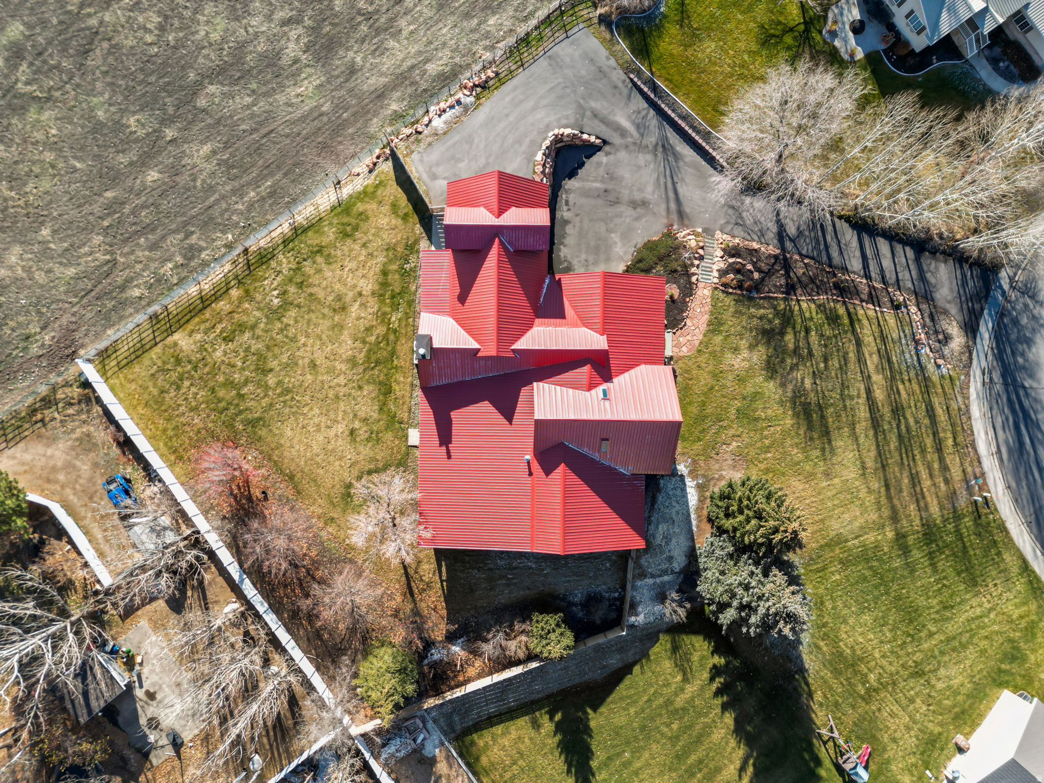 main property photo 44