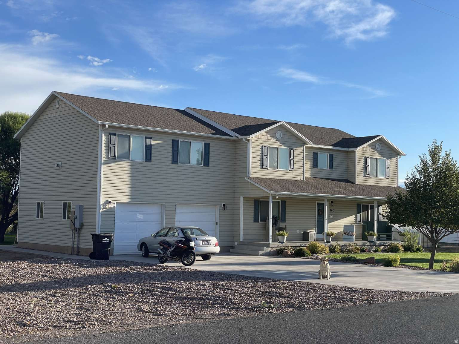 main property photo 11