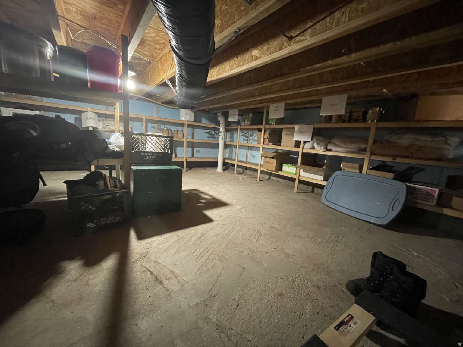 main property photo 36