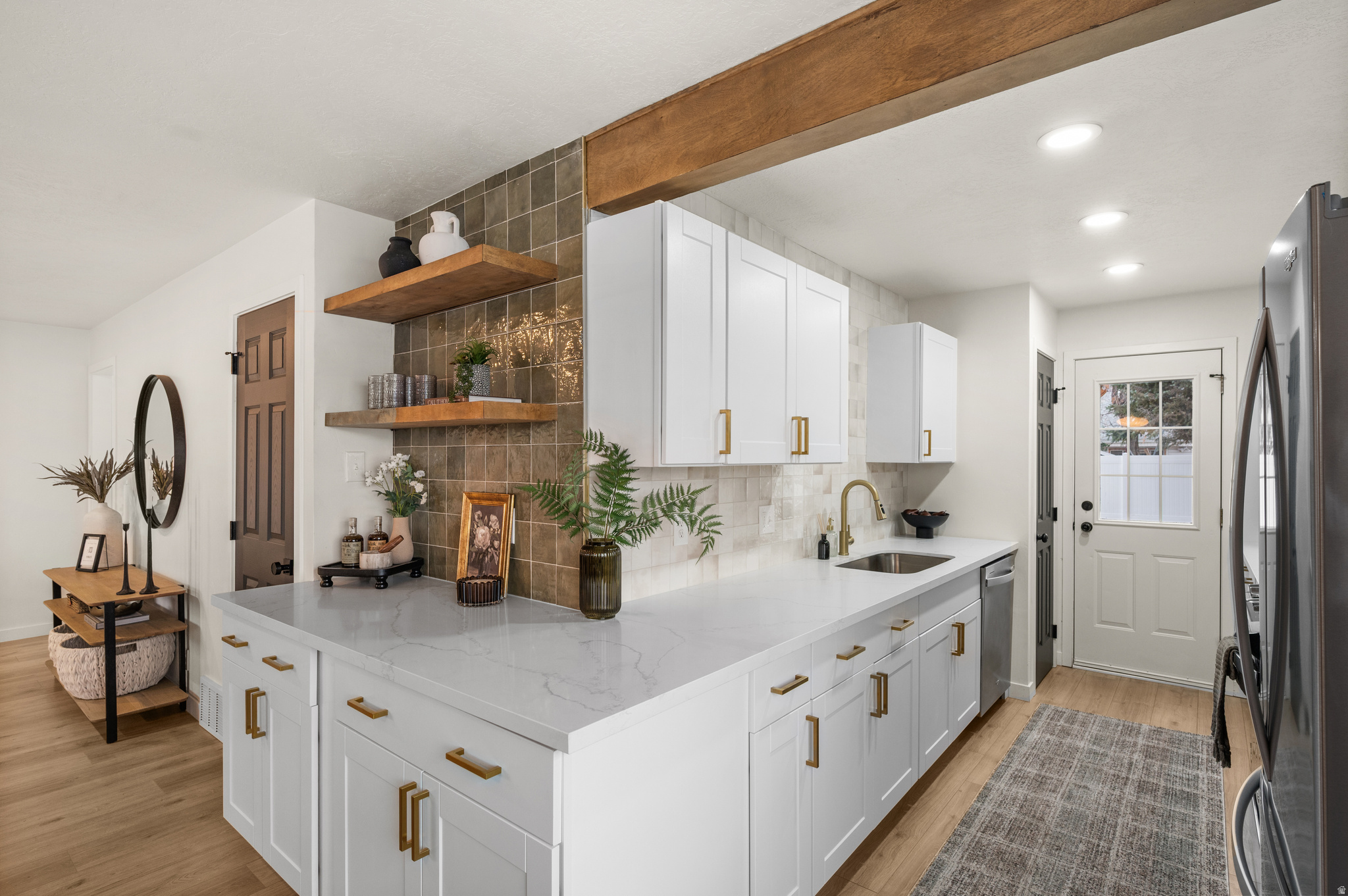 property viewer photo 12